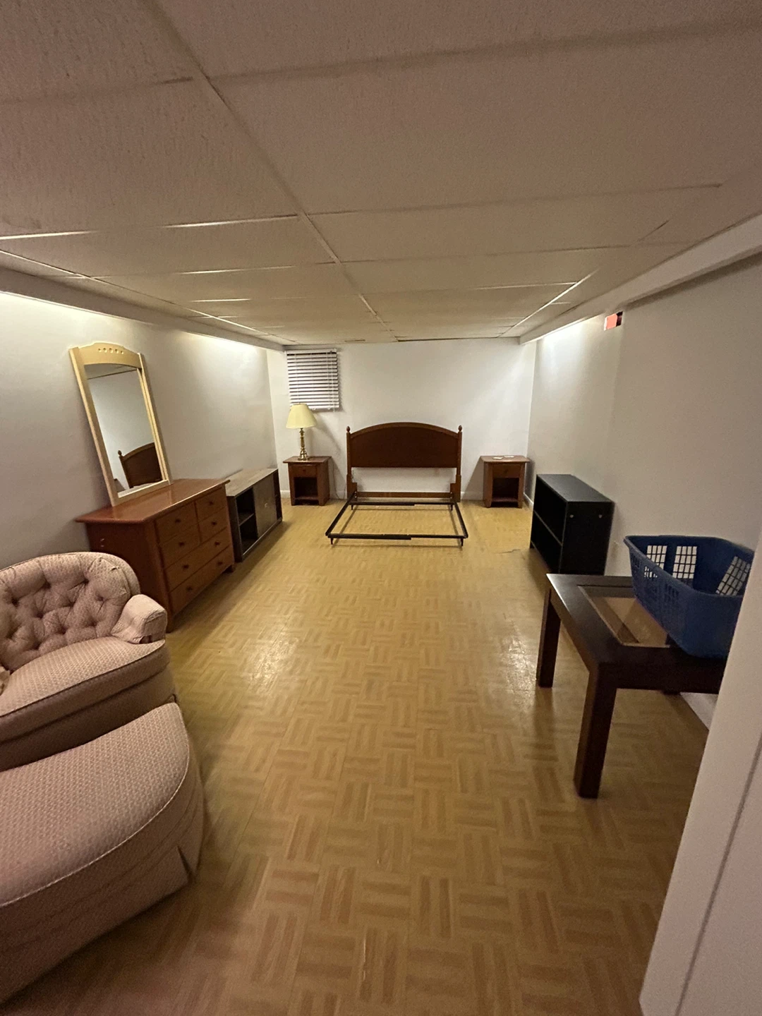 Room available for rent (basement)
