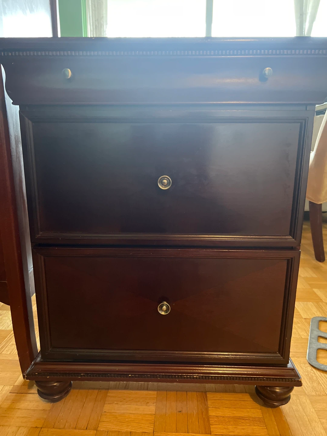Bombay Company 2-Drawer Nightstand - photo 2