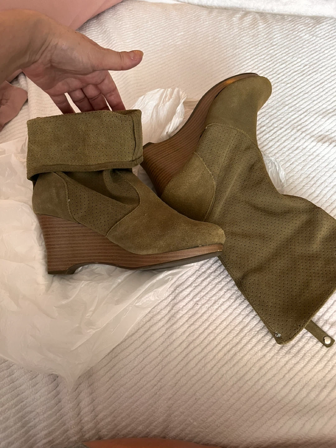 Women's Taupe Suede Perforated Wedge size 7 Boots