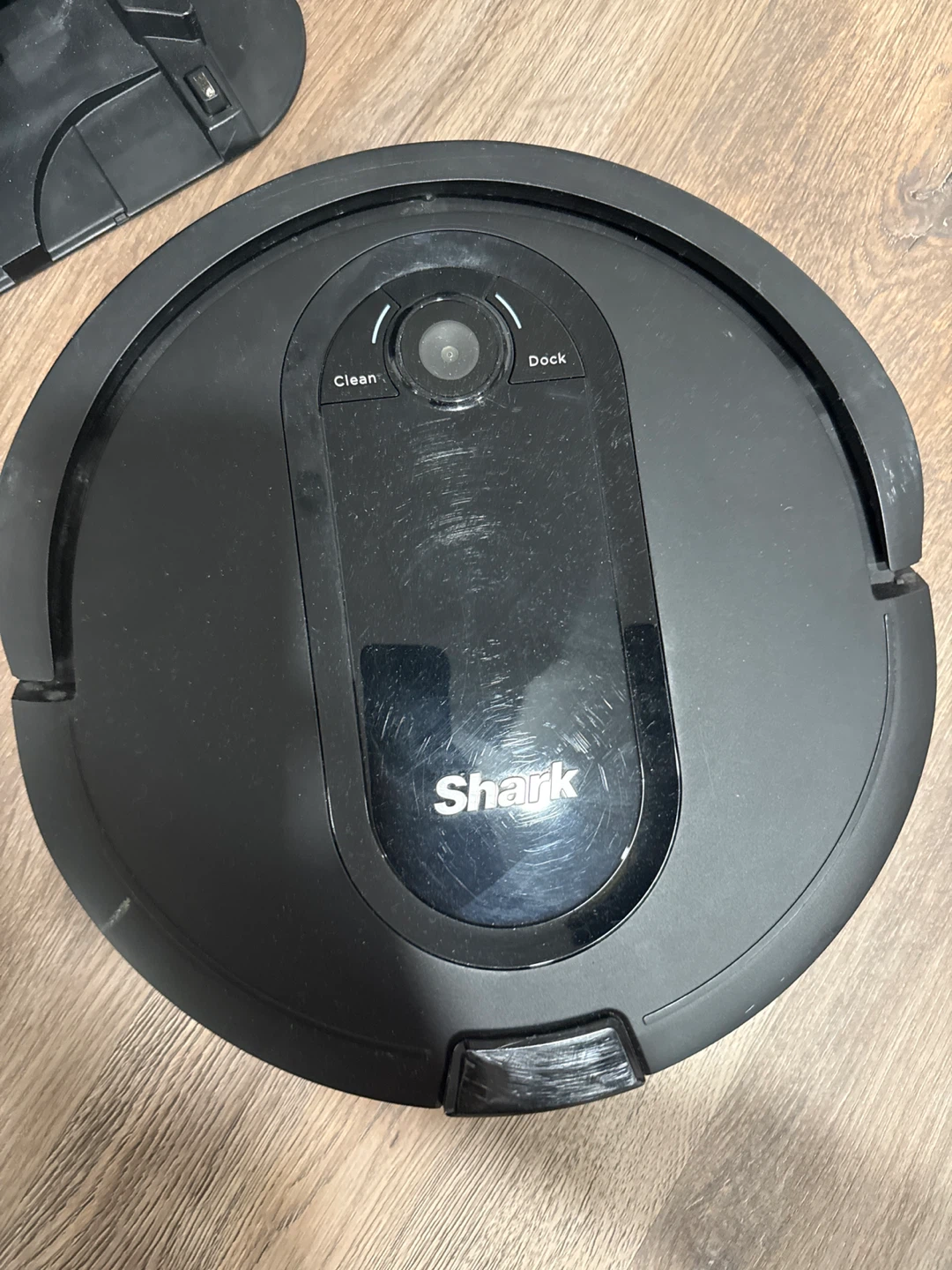 Shark Robot Vacuum with Dust Collector - photo 2