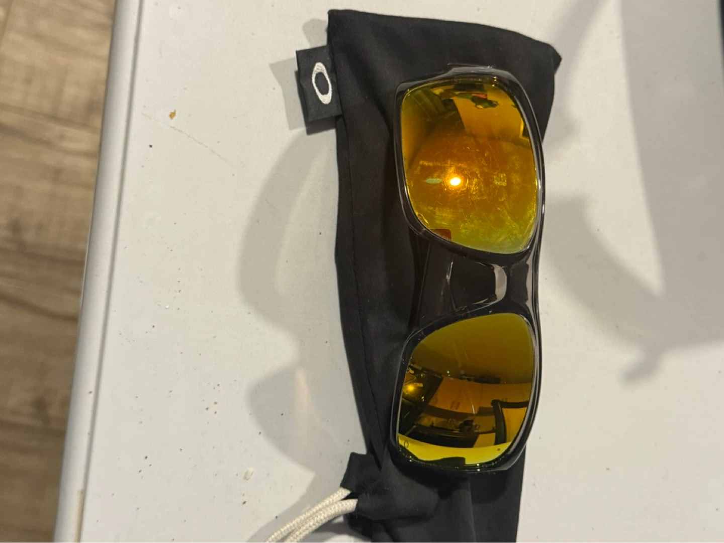 Oakley Sunglasses with Soft Case - photo 2