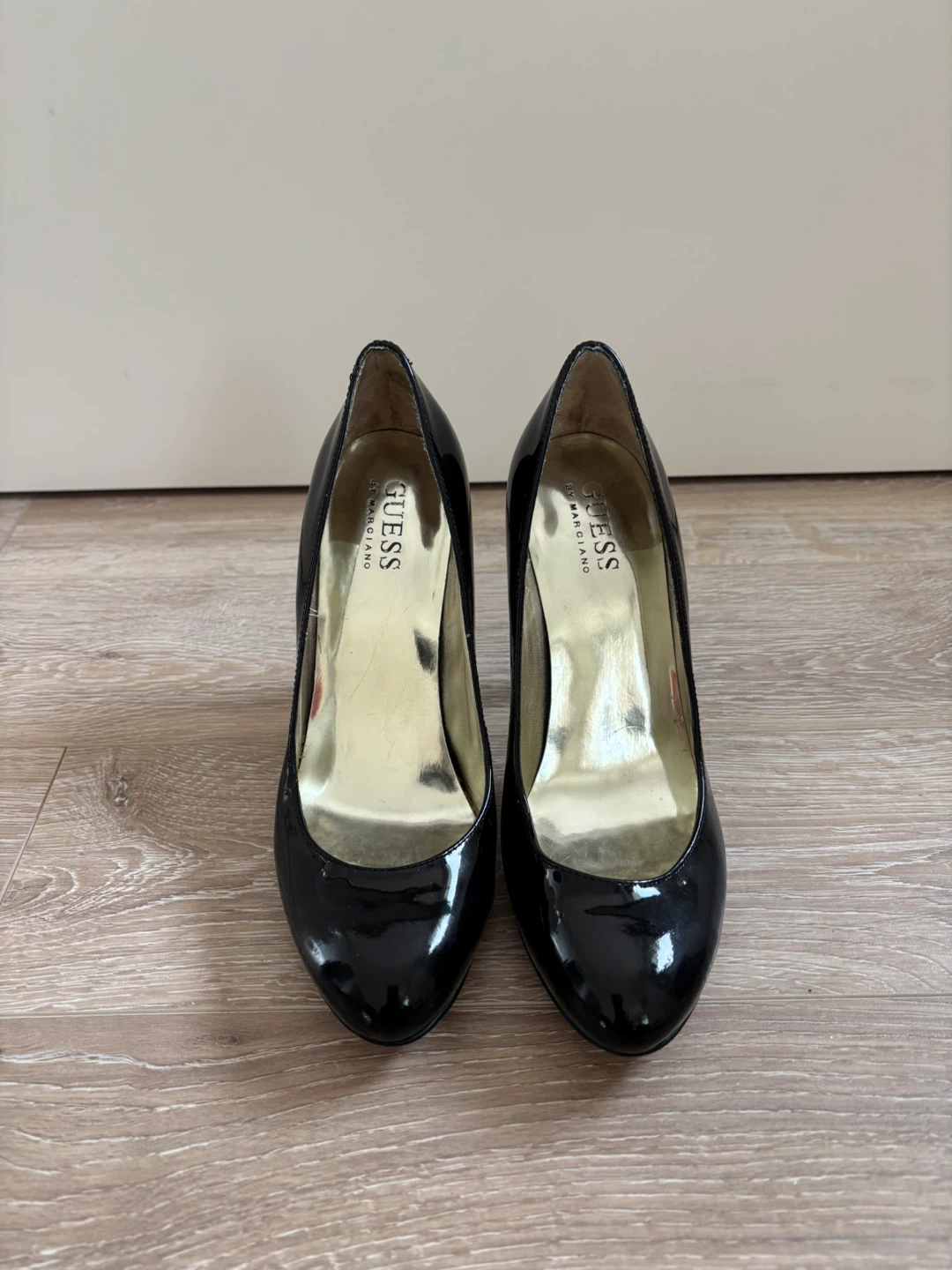 Guess Black Patent Leather Stiletto Heels - photo 2