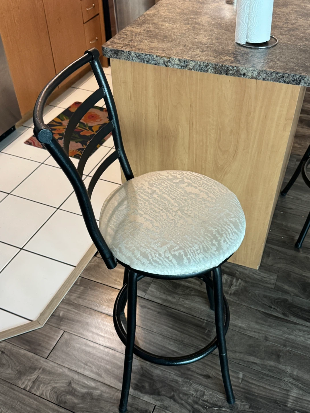 Black Swivel Bar Stool with Patterned Seat - photo 2