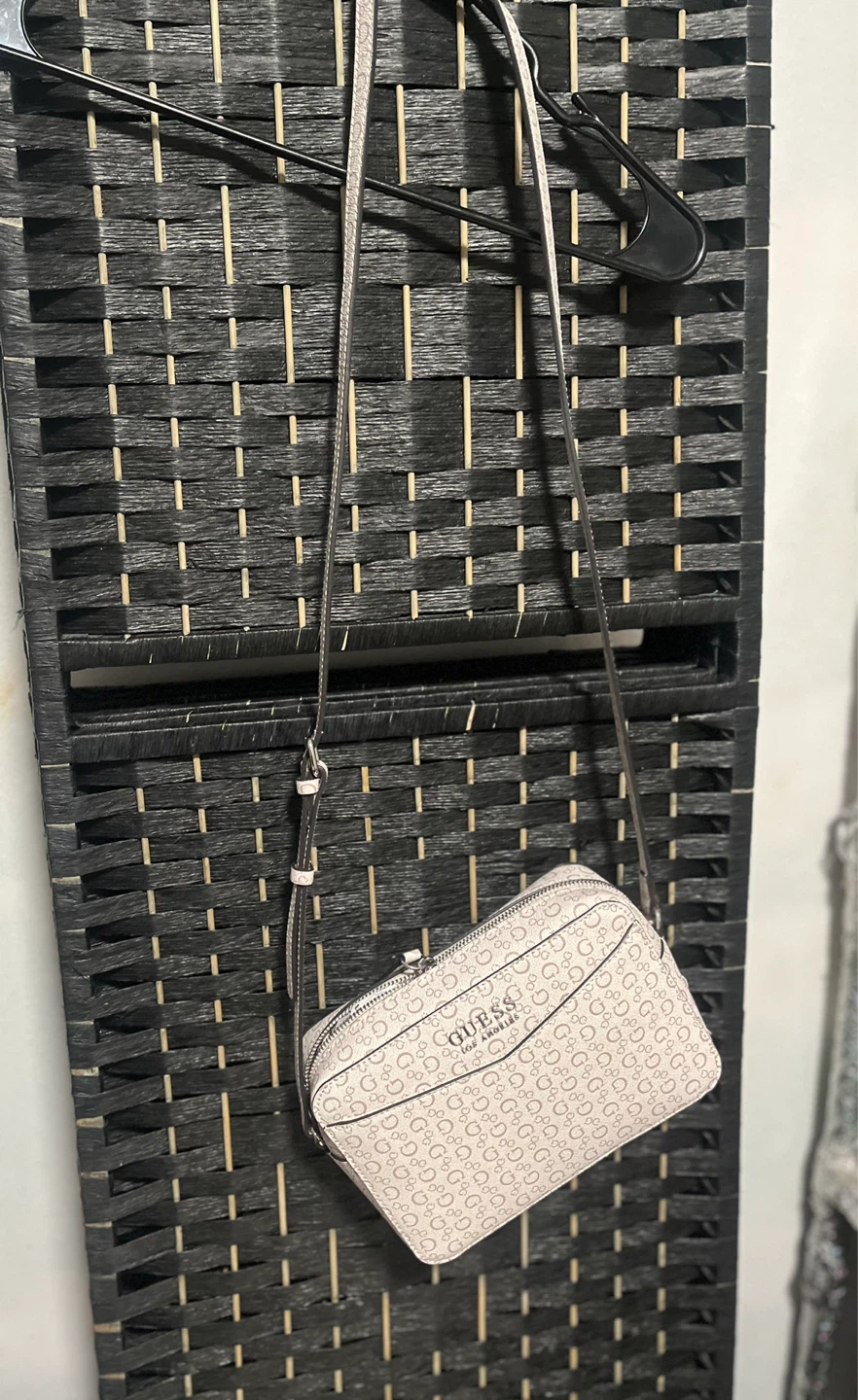 Guess crossbody purse - photo 2