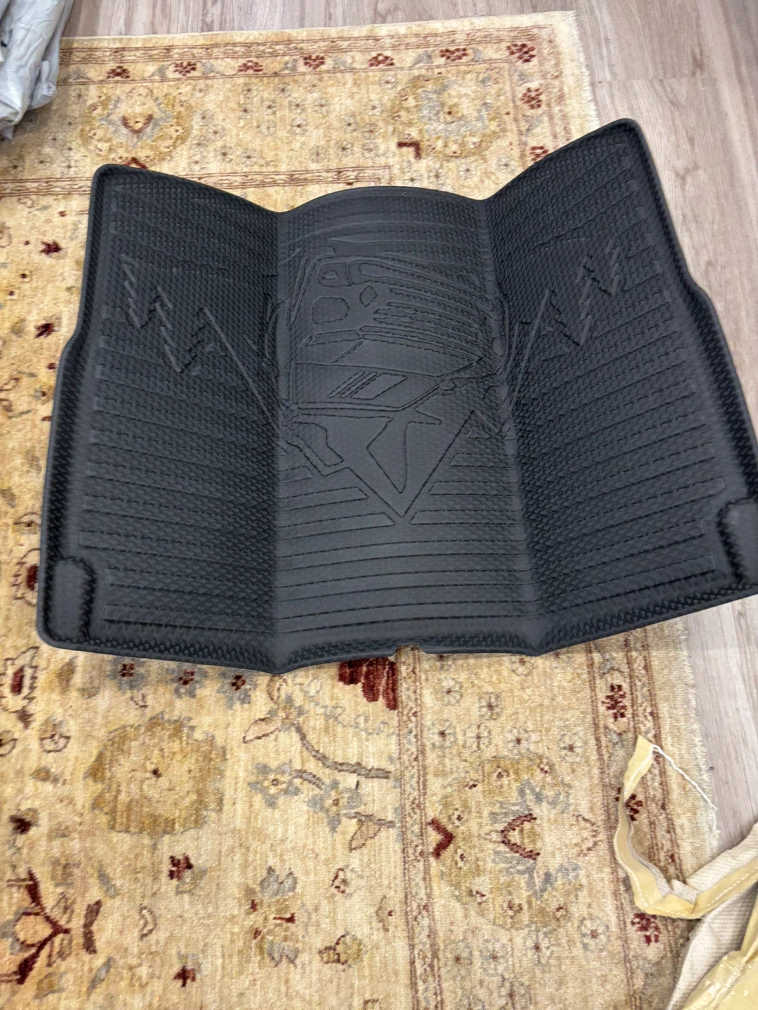 Chevy Trailblazer AWD Trunk Cover - photo 2