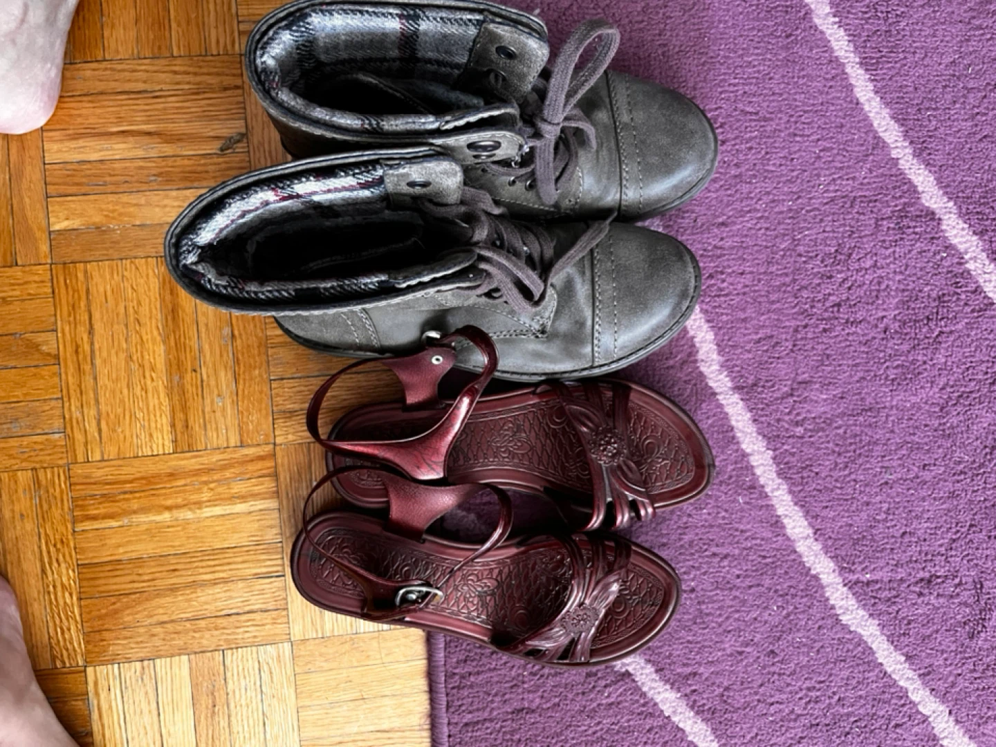 Women's Boots and soft rubber sandals both size 6.5