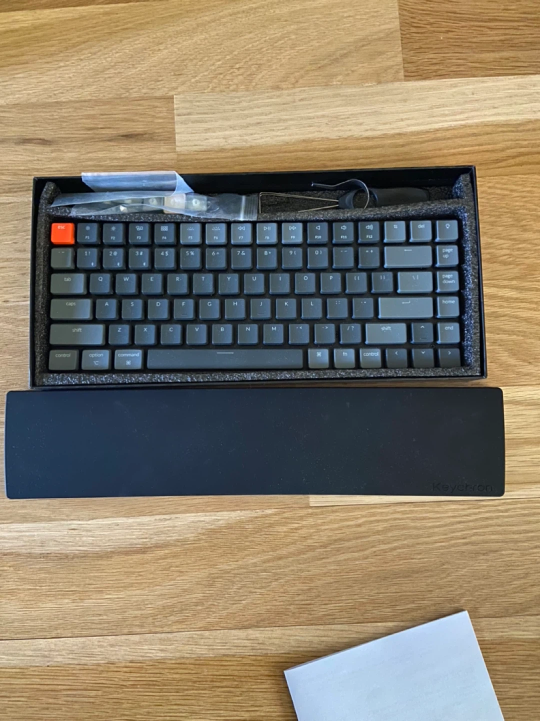 KEYCHRON K3 KEYBOARD AND PAD - photo 2