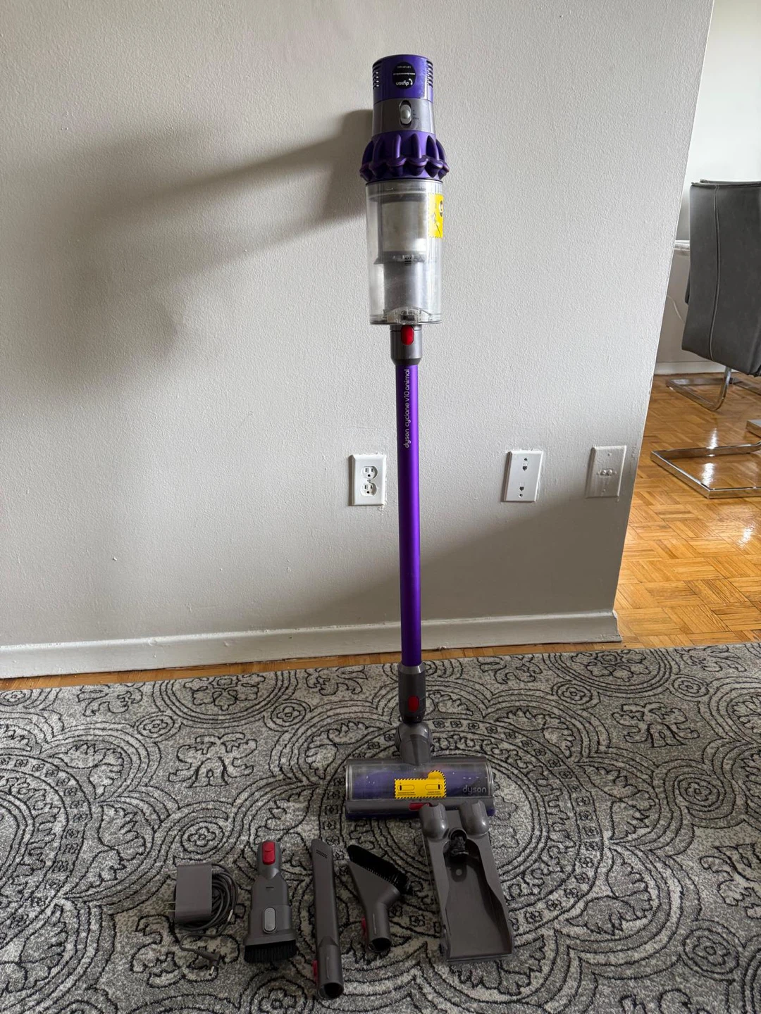 Dyson V10 Animal Cordless Vacuum with Accessories - photo 3