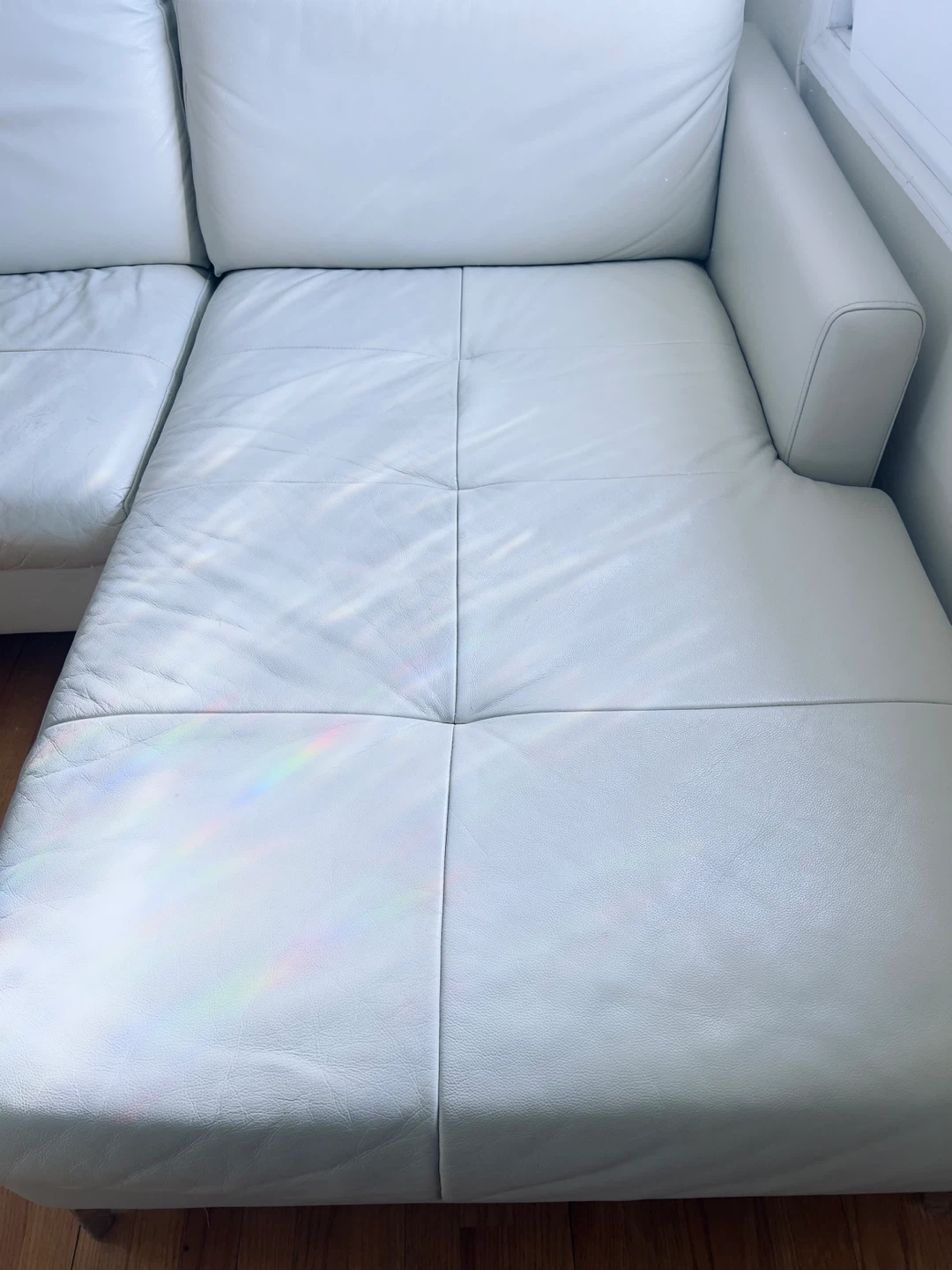 White Leather Sectional Sofa with Chaise - photo 4