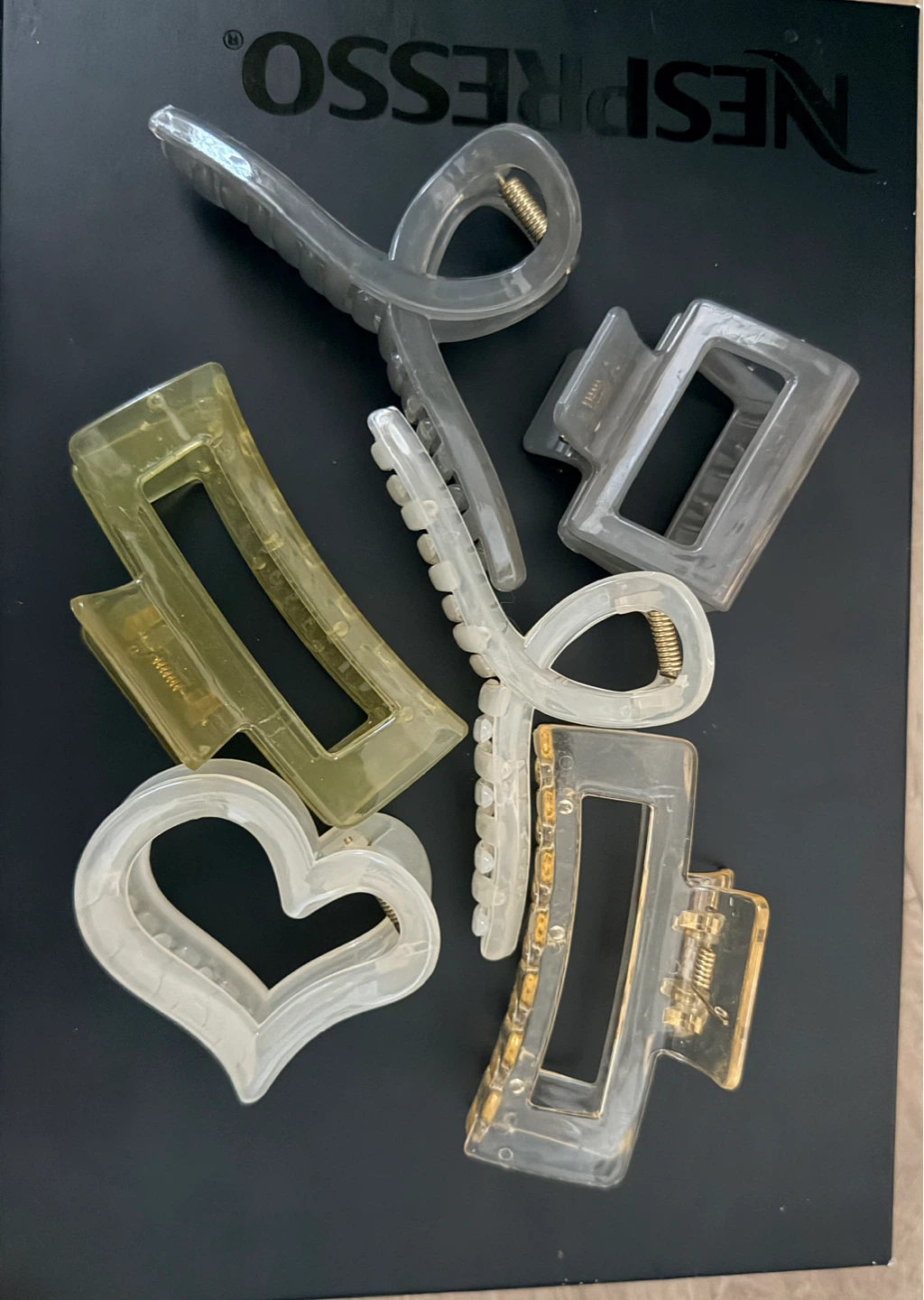 Assorted Plastic Hair Claw Clips (6pc)