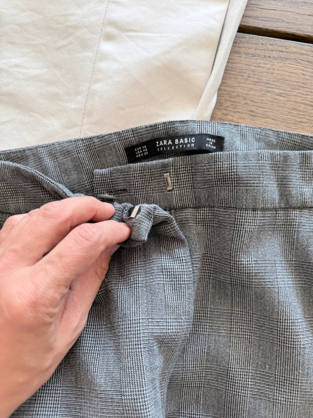 Zara and Mango Women's Pants Bundle - photo 3