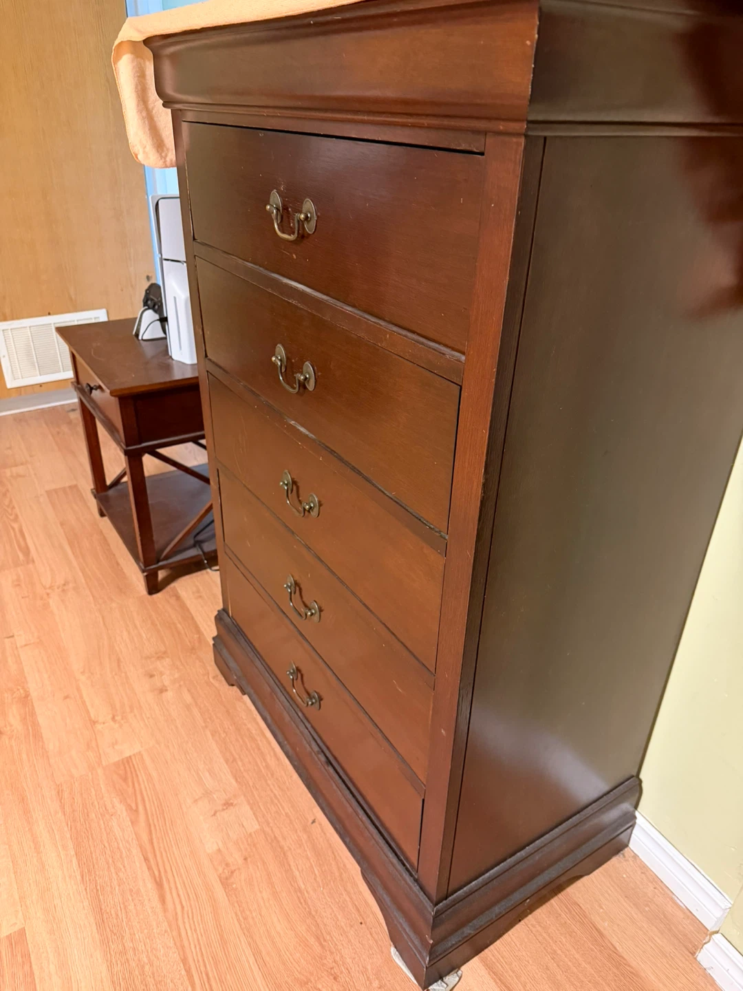 Dark Brown 5-Drawer Dresser
