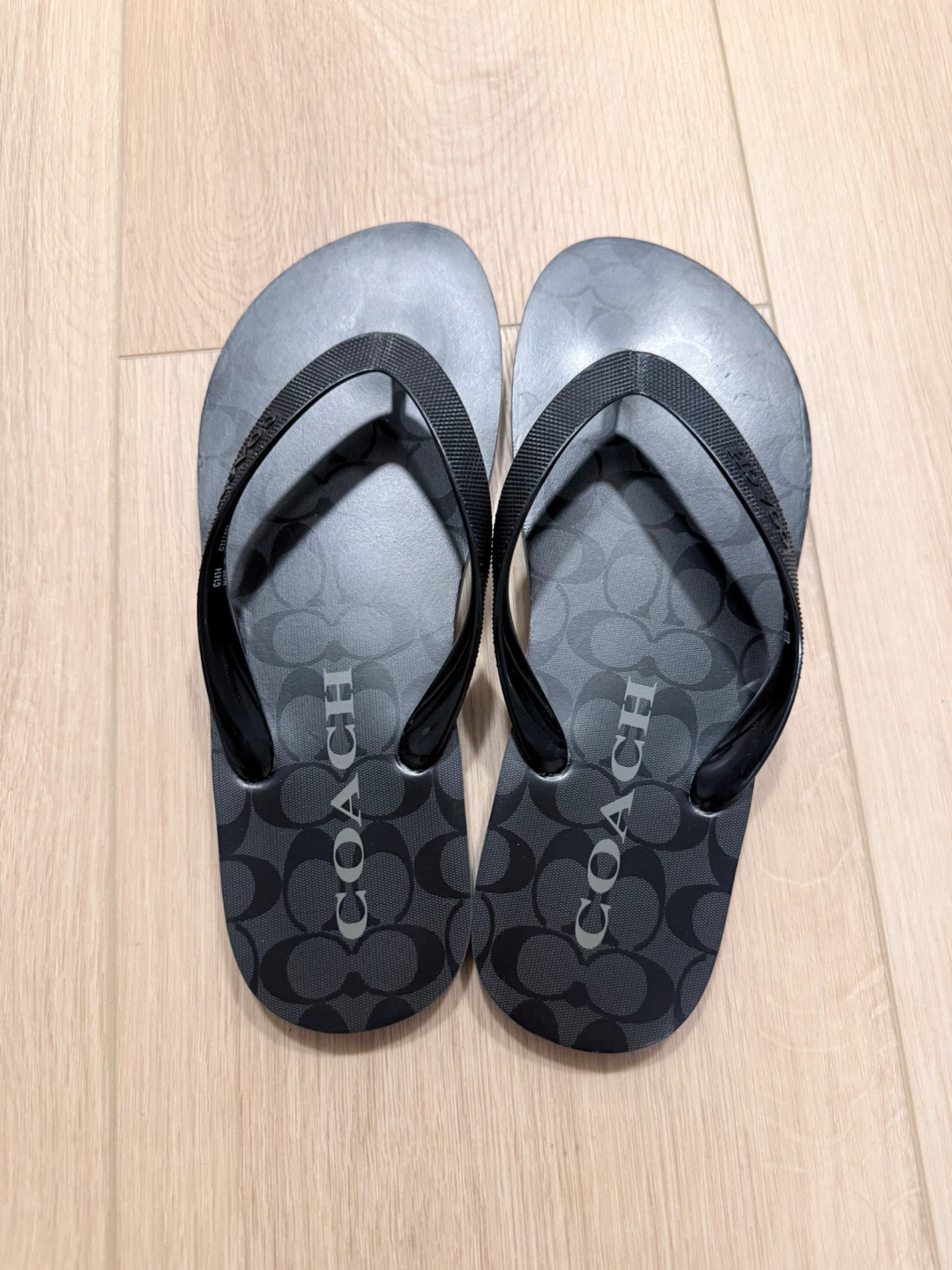 Coach Flip Flops - Black Signature Pattern
