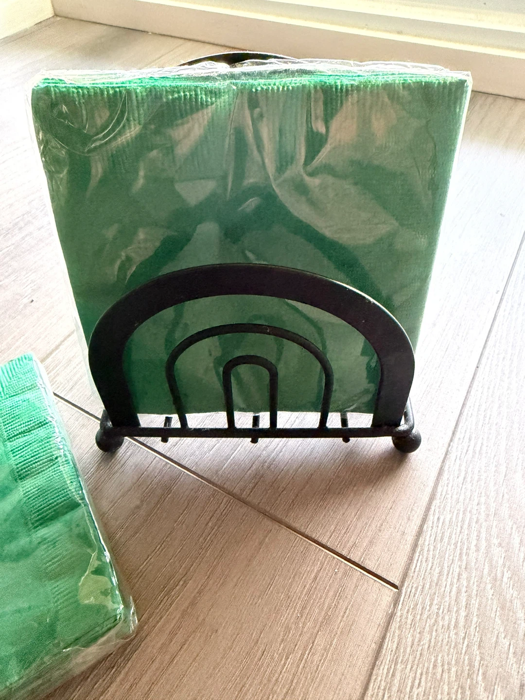 Celebrations Emerald Green Napkins with Napkin Holder - photo 2