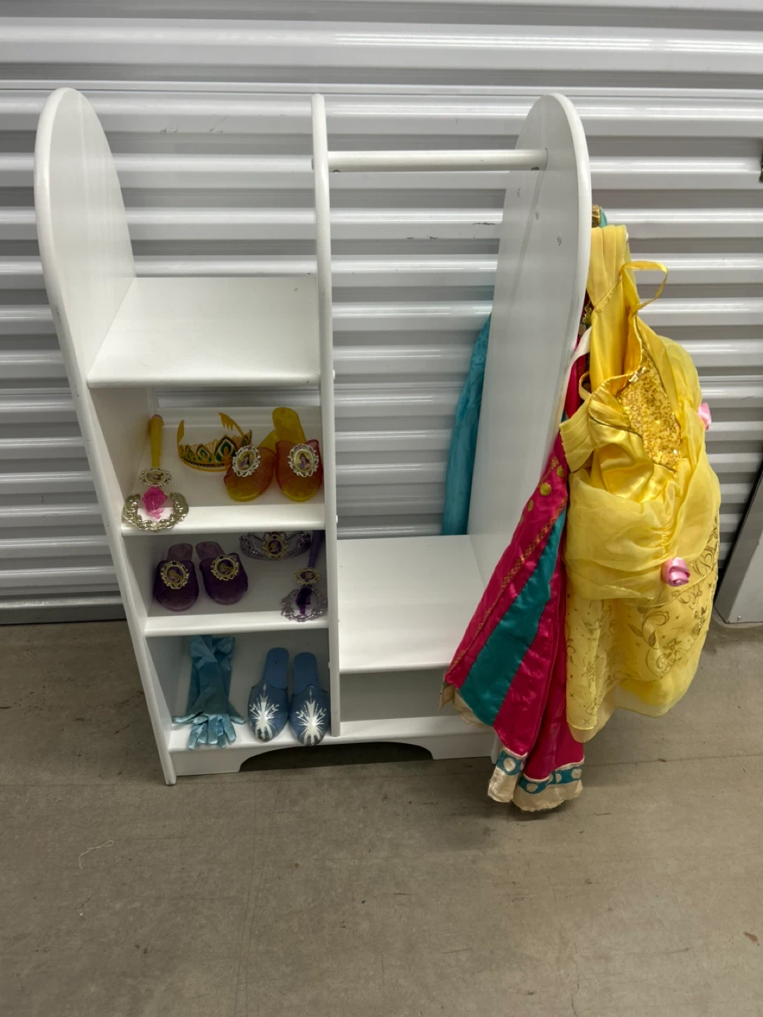 White Kids Dress-Up and Storage Organizer