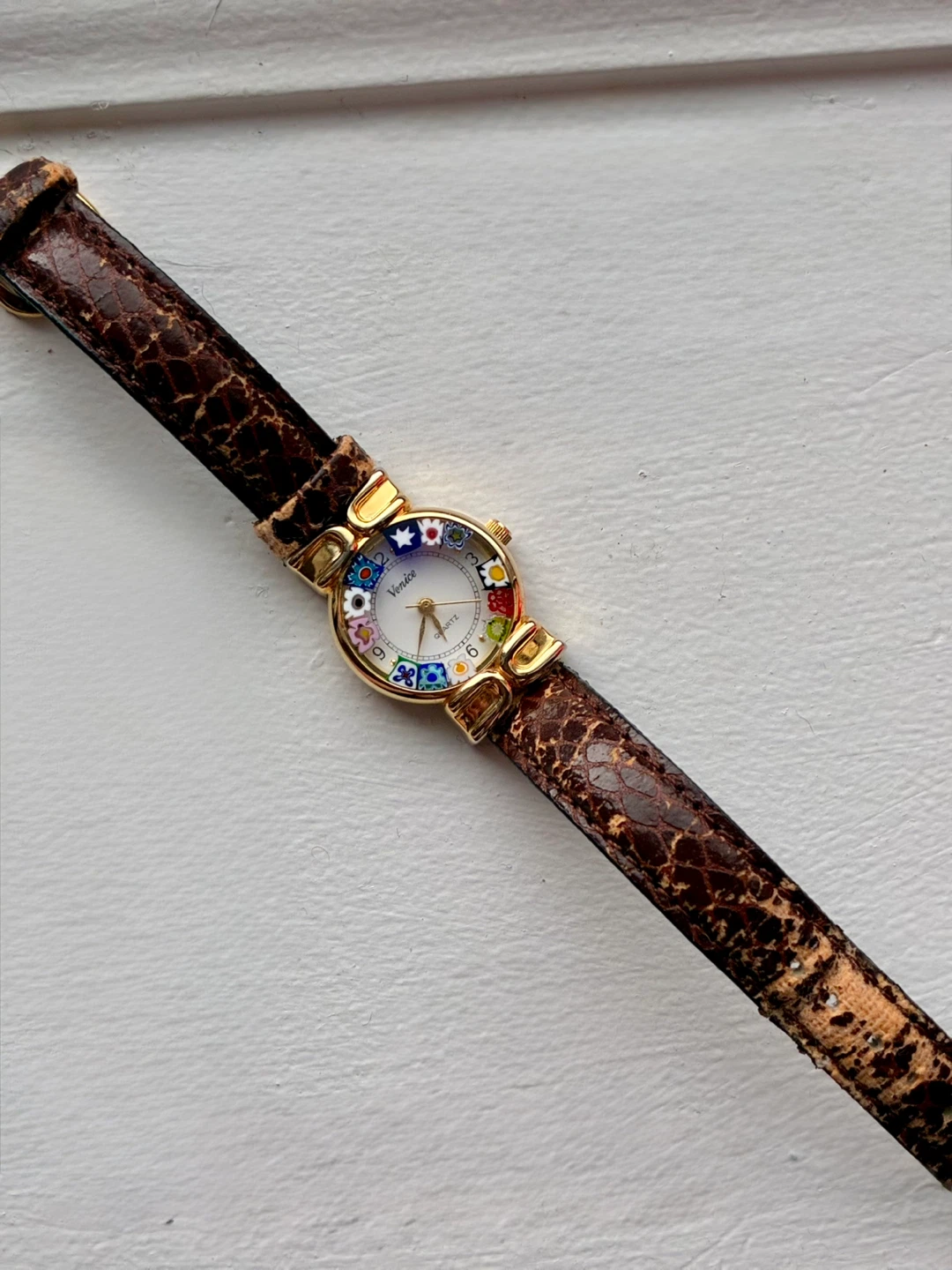 Venice Quartz Watch with Floral Design and Genuine Leather Strap - photo 2