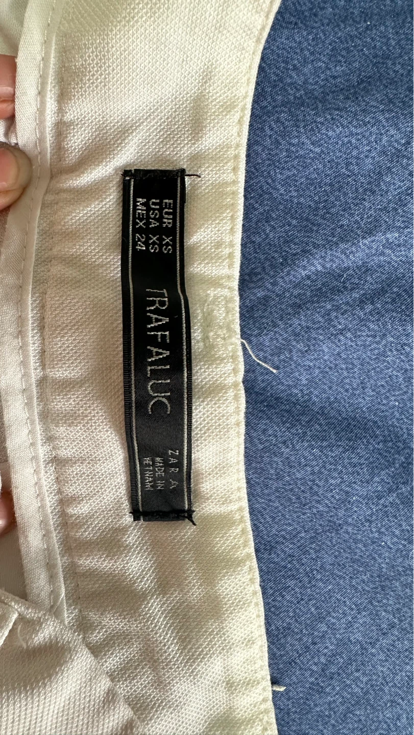 Trafaluc Zara White Cropped Pants - Women's XS - photo 2