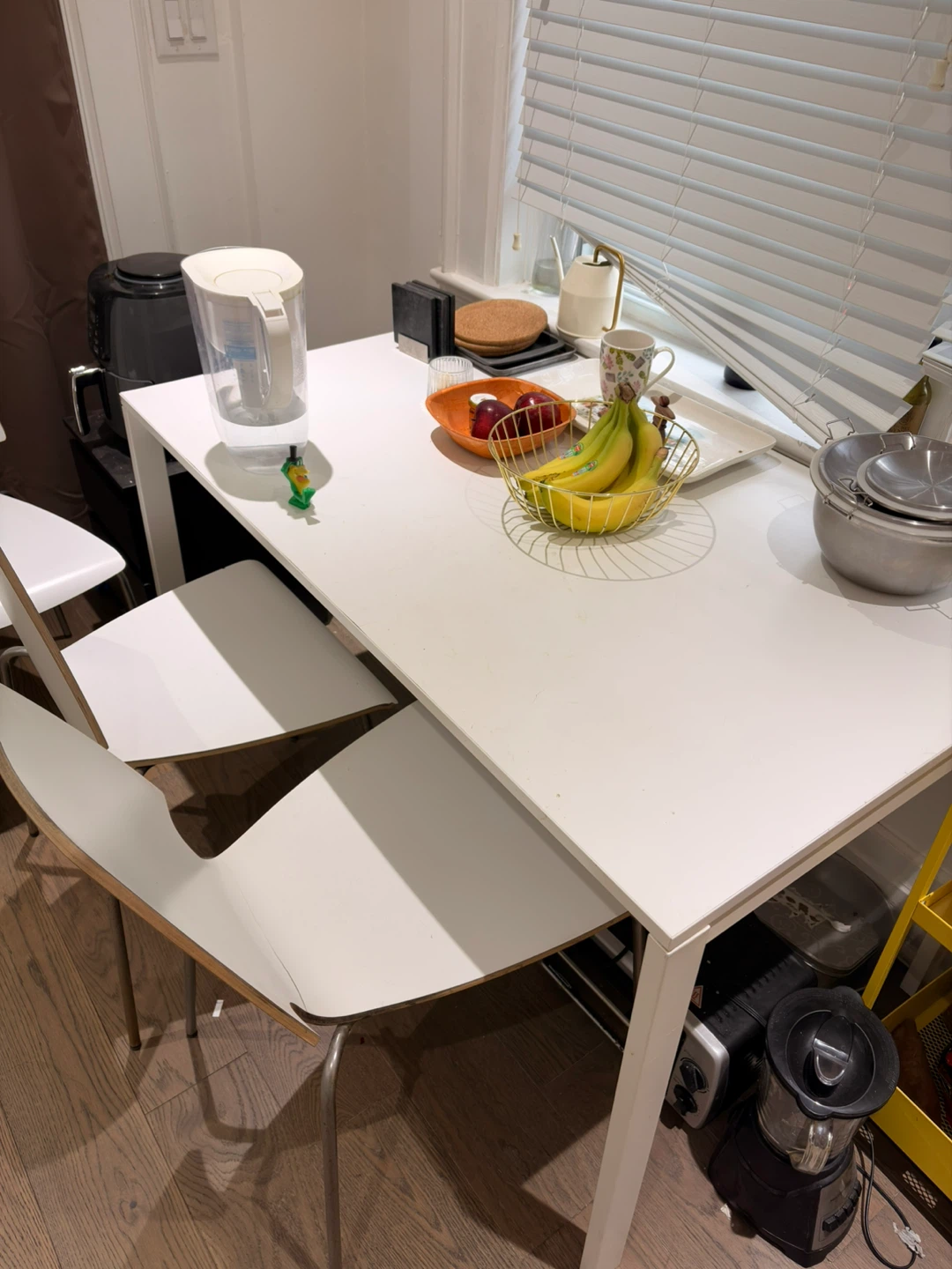 Ikea vilmar chairs and a dining table - photo 2