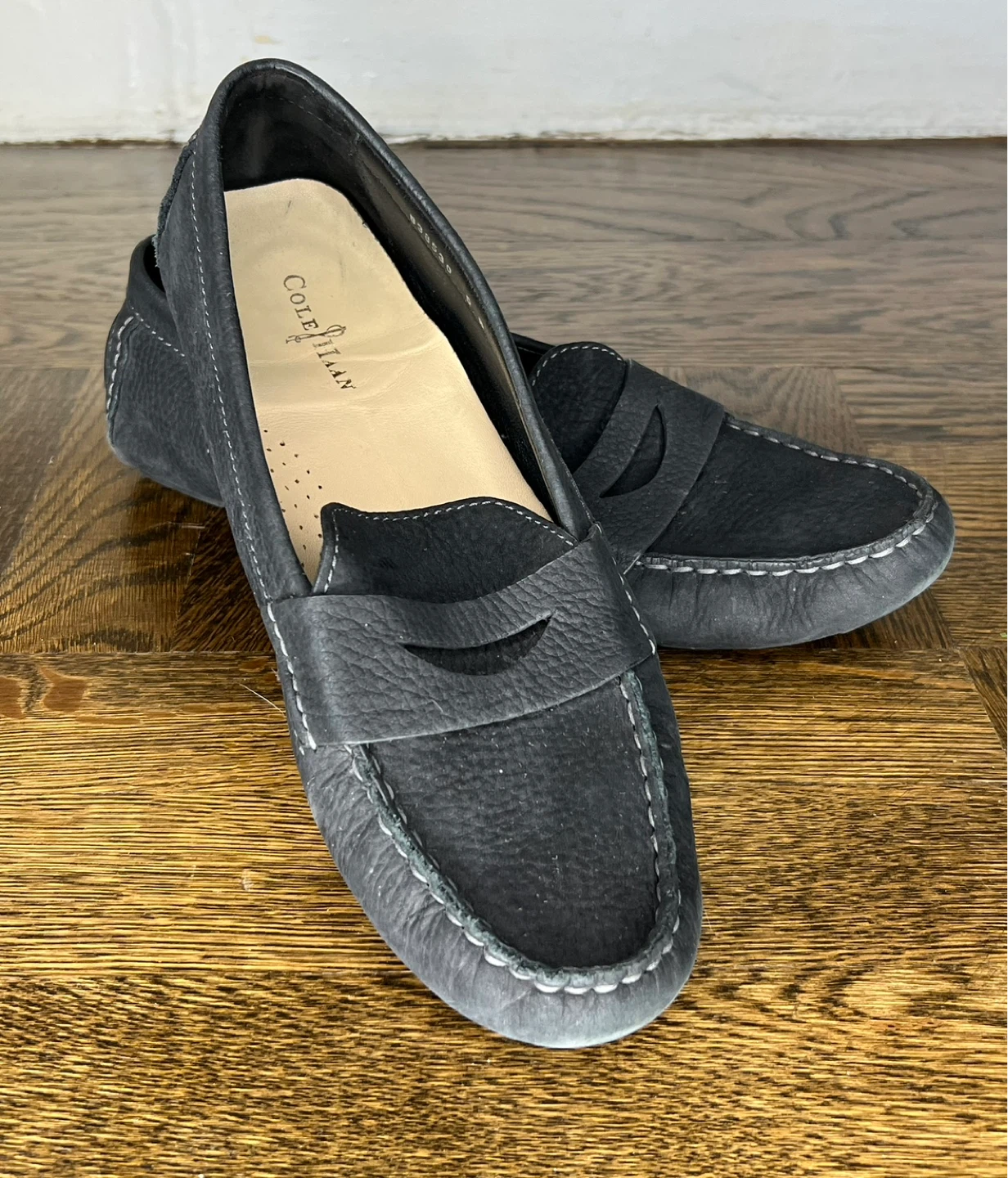 Cole Haan Black Leather Driving Moccasins Women's Size 8 - photo 2