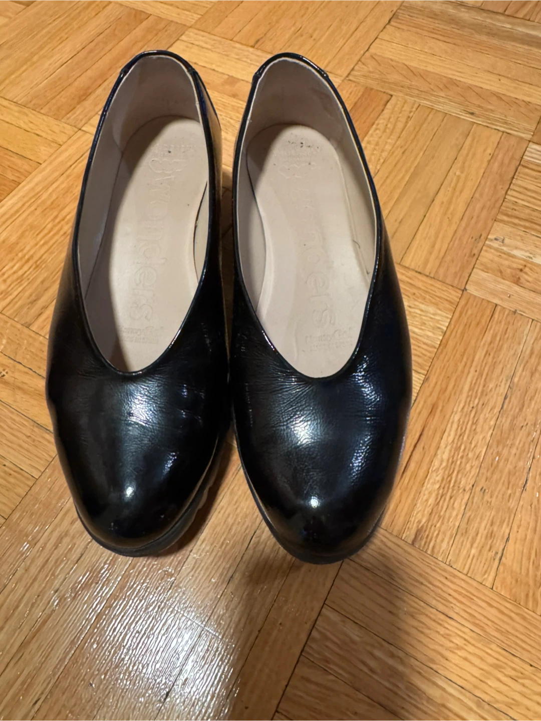 Wonders Black Patent Leather Wedge Flats - photo 3