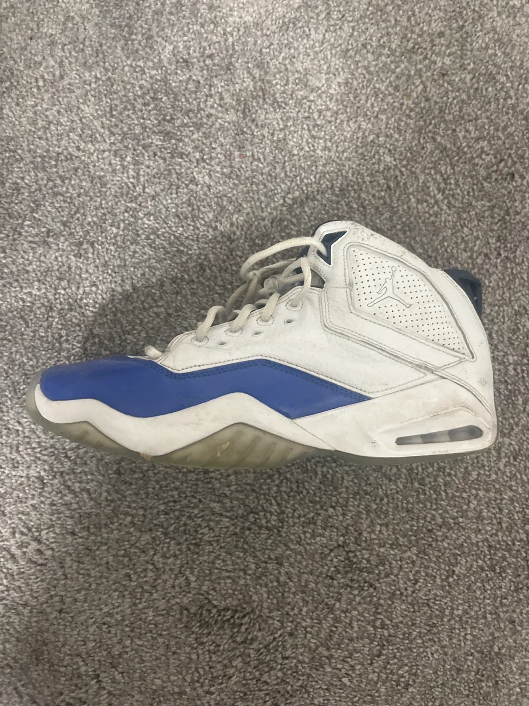Jordan B’Loyal Basketball Shoes - photo 3
