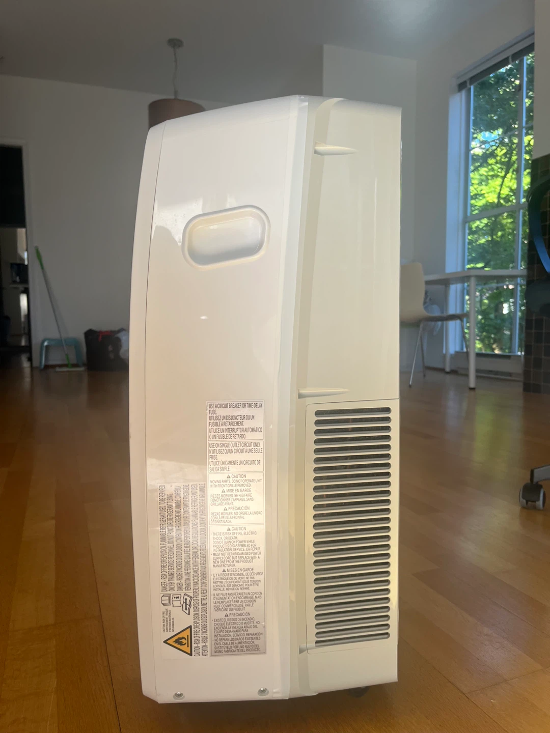 LG Portable Air Conditioner 10000 BTU - photo 4