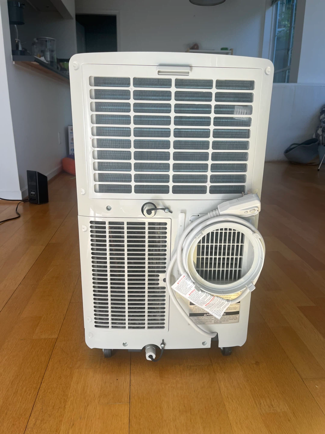 LG Portable Air Conditioner 10000 BTU - photo 3