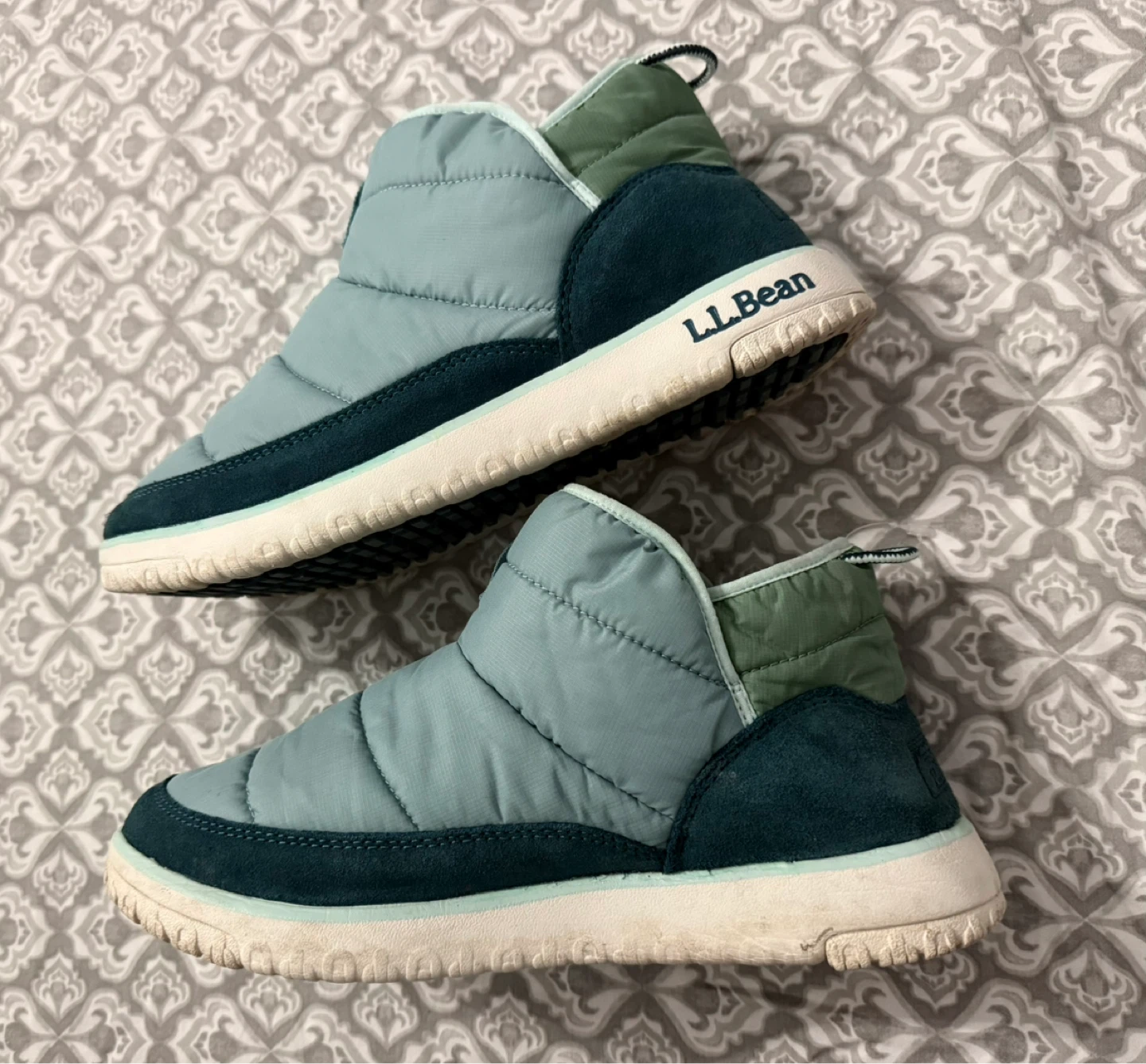 L.L.Bean quilted slip on booties size 9M women’s - photo 5