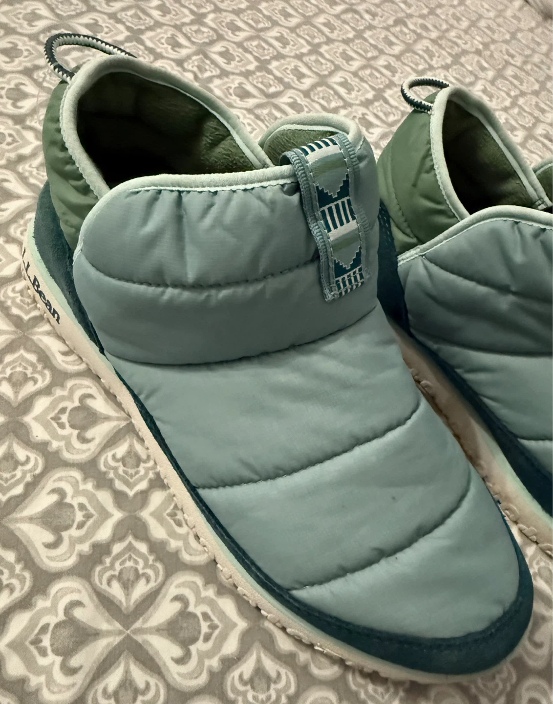 L.L.Bean quilted slip on booties size 9M women’s - photo 3
