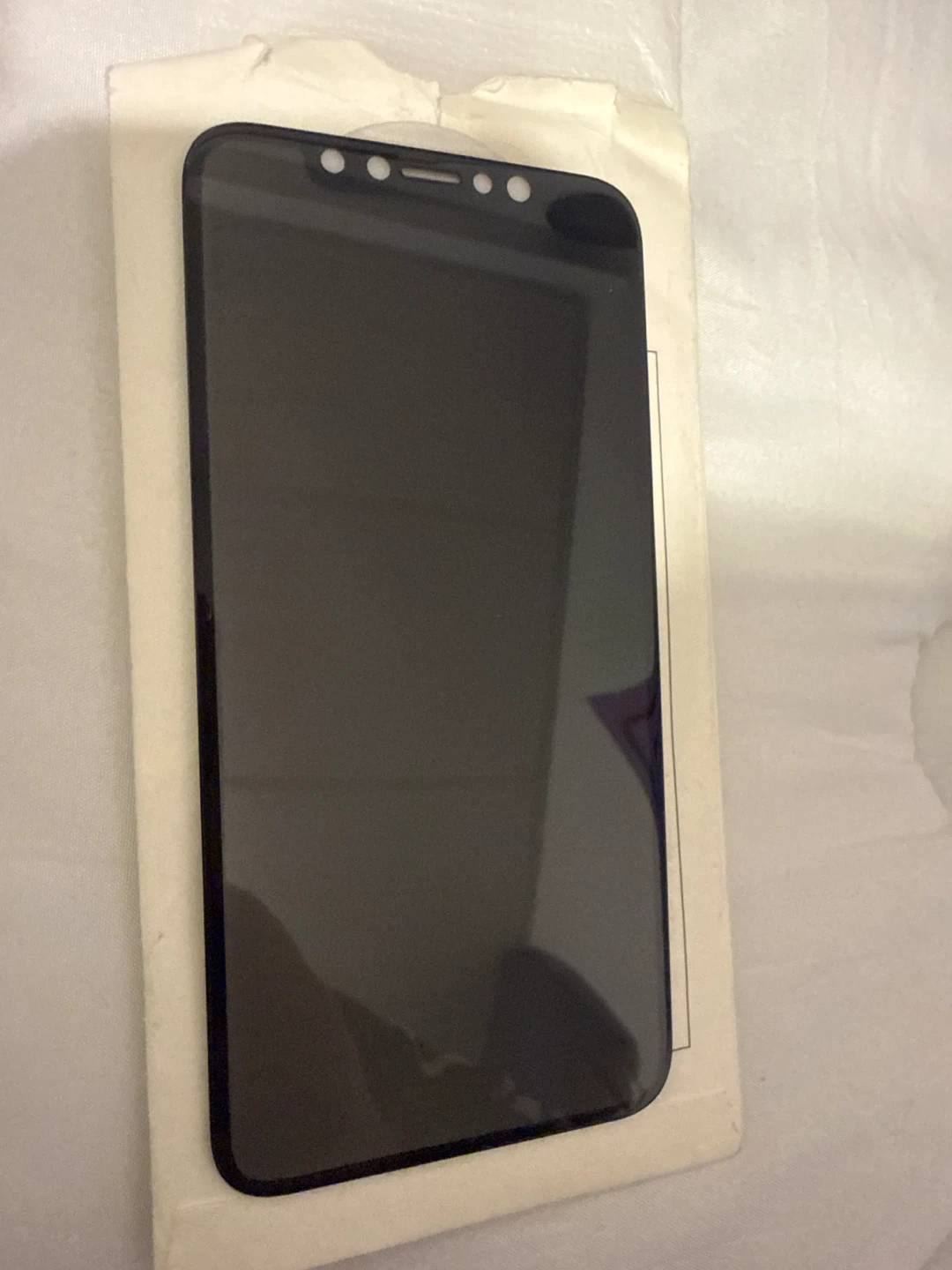 BRAND NEW Private Screen Protector(IPHONE 14) - photo 2