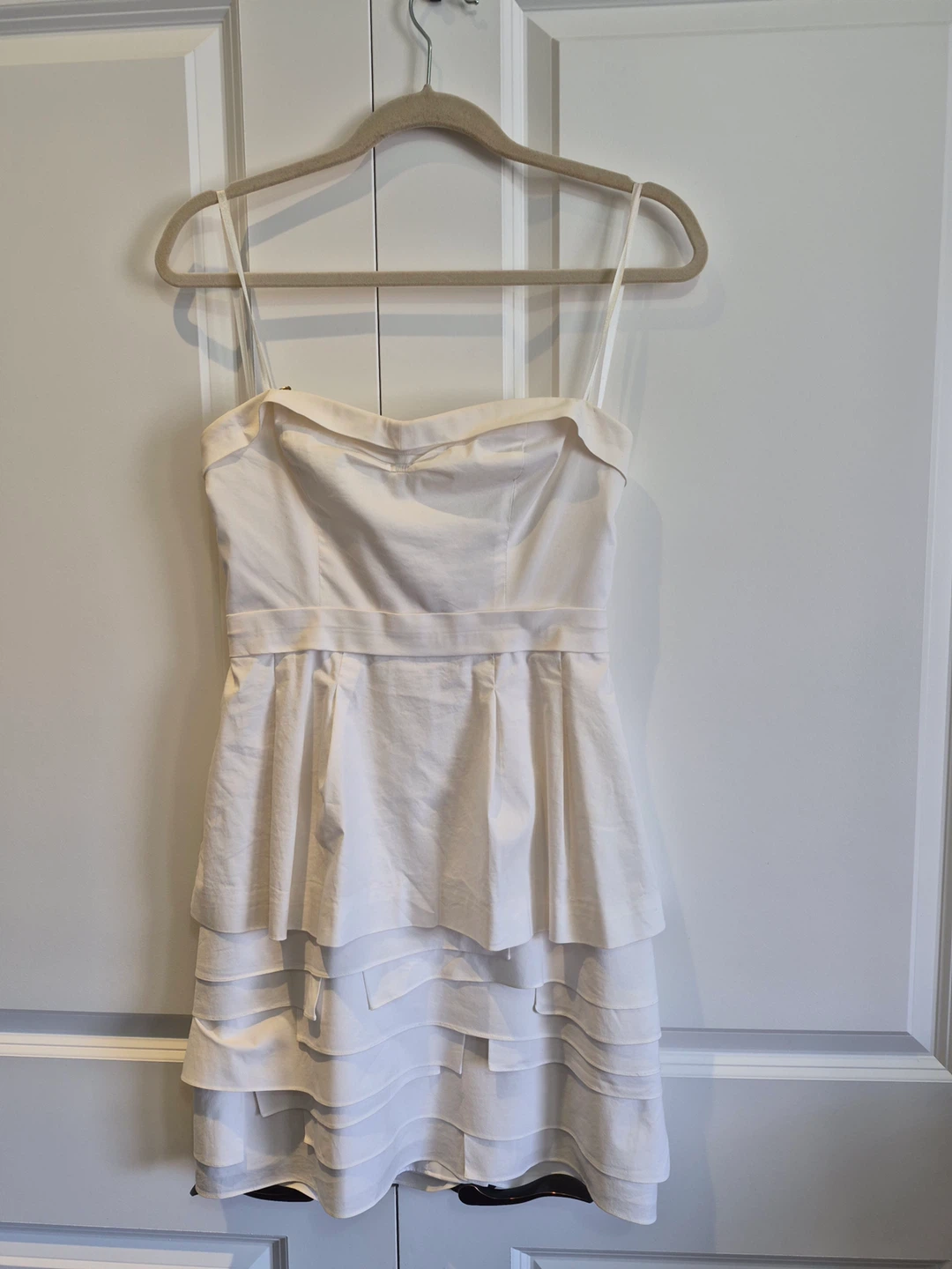 BCBG MAX AZRIA STRAPLESS DRESS