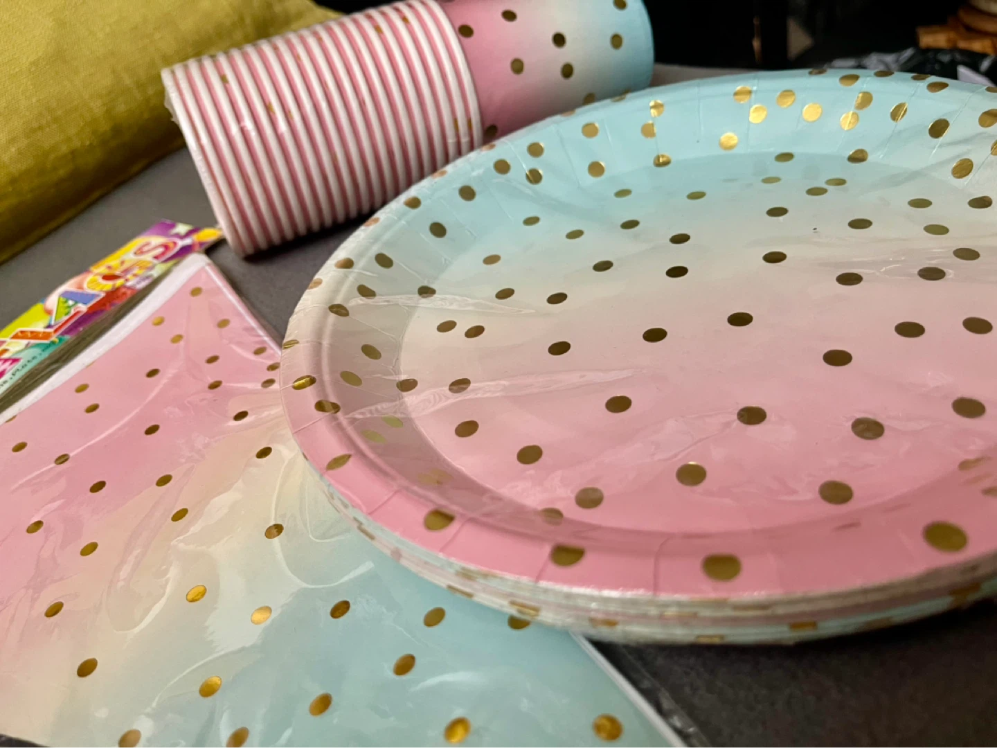 Pastel Party Supplies Set -20 Plates, 20 Cups & Flags