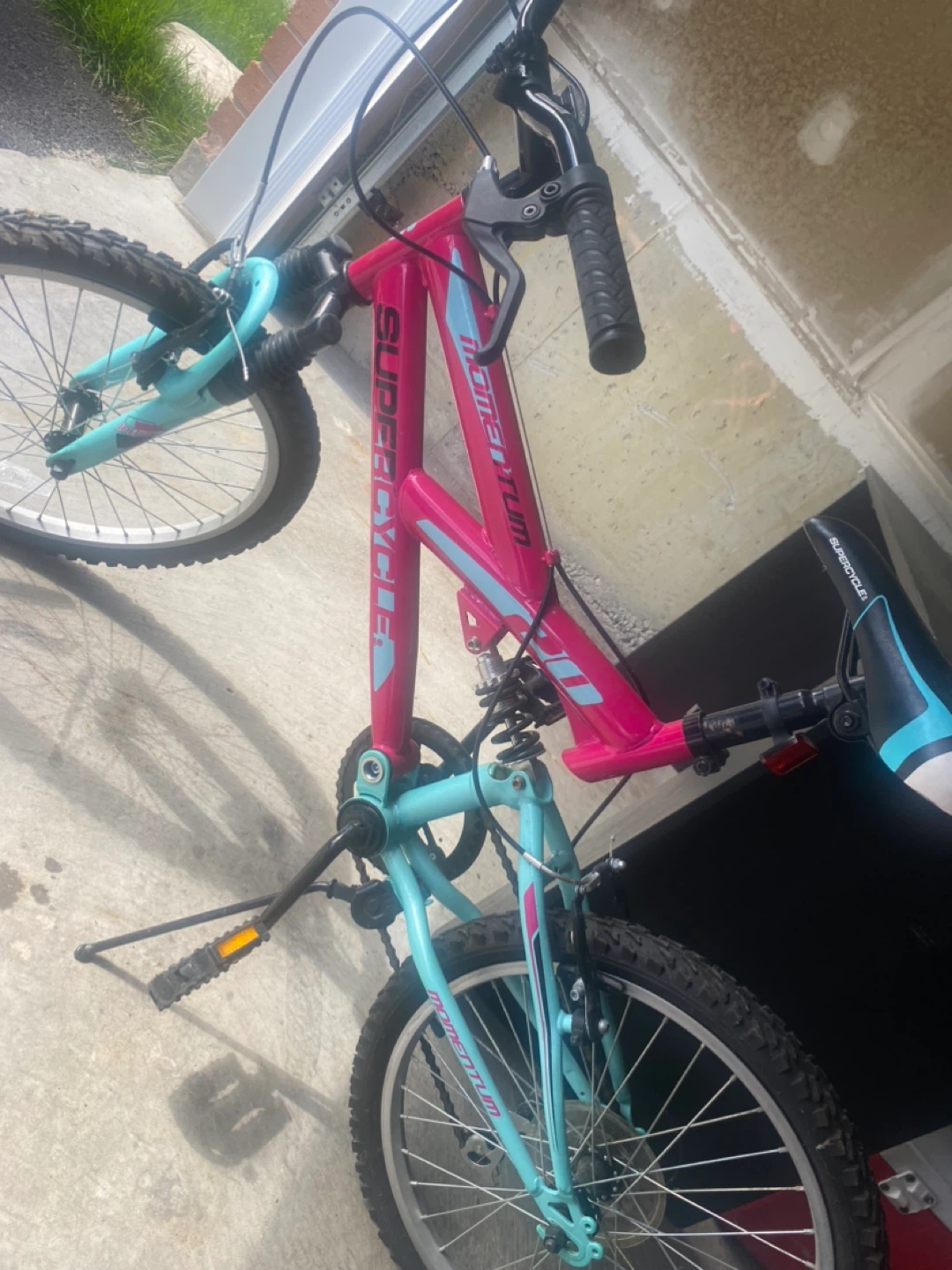 Supercycle "Dynamo" Mountain Bike - Pink/Teal