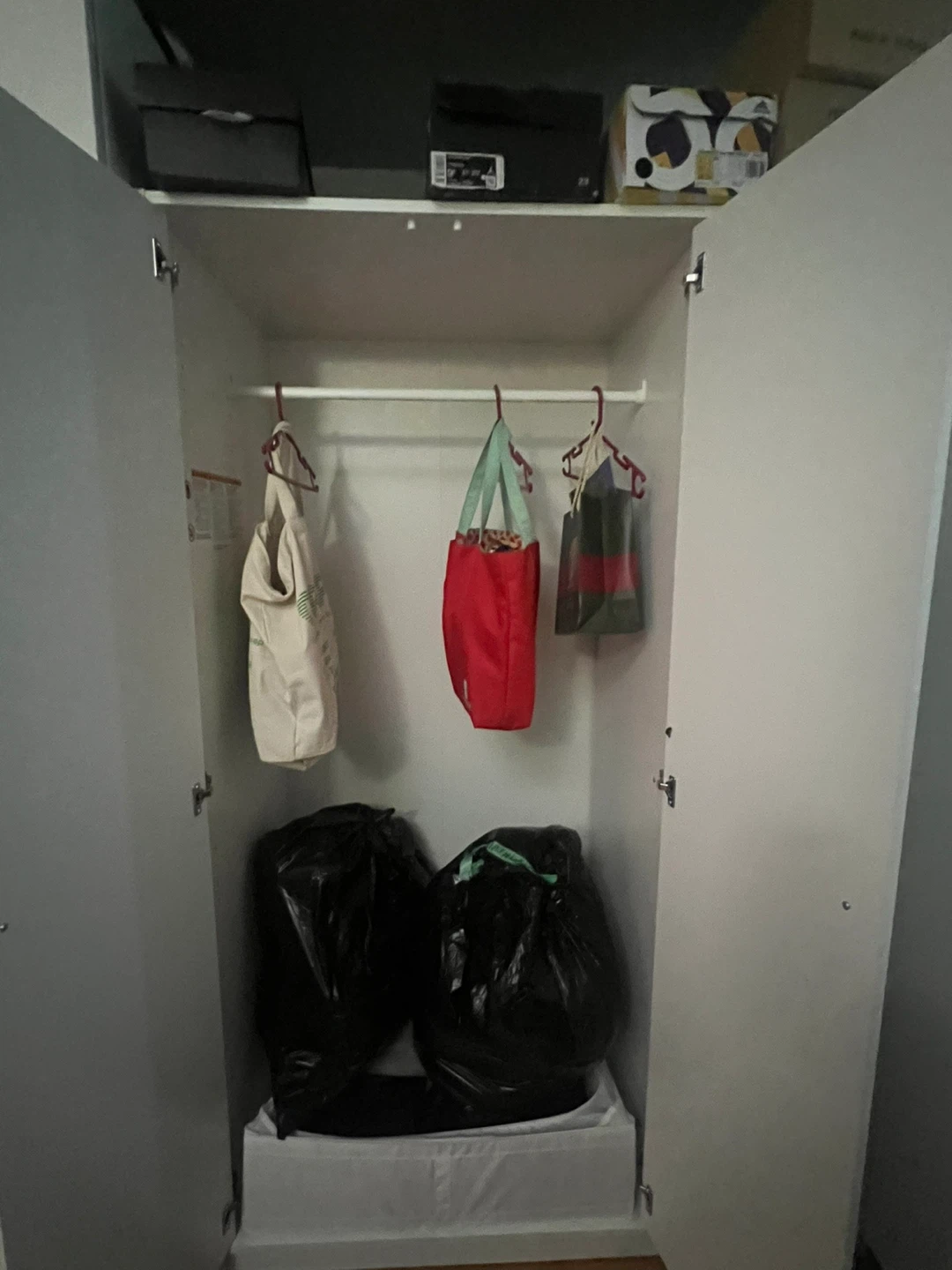 White 3-Door Wardrobe ikea - photo 2