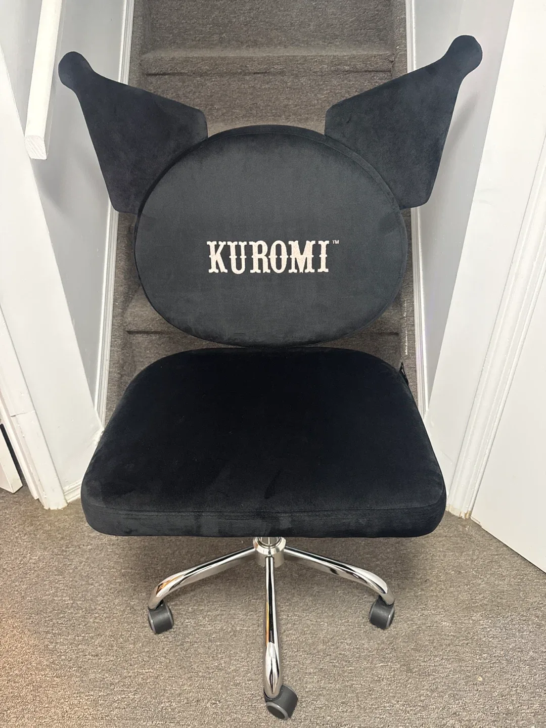 KUROMI CHAIR