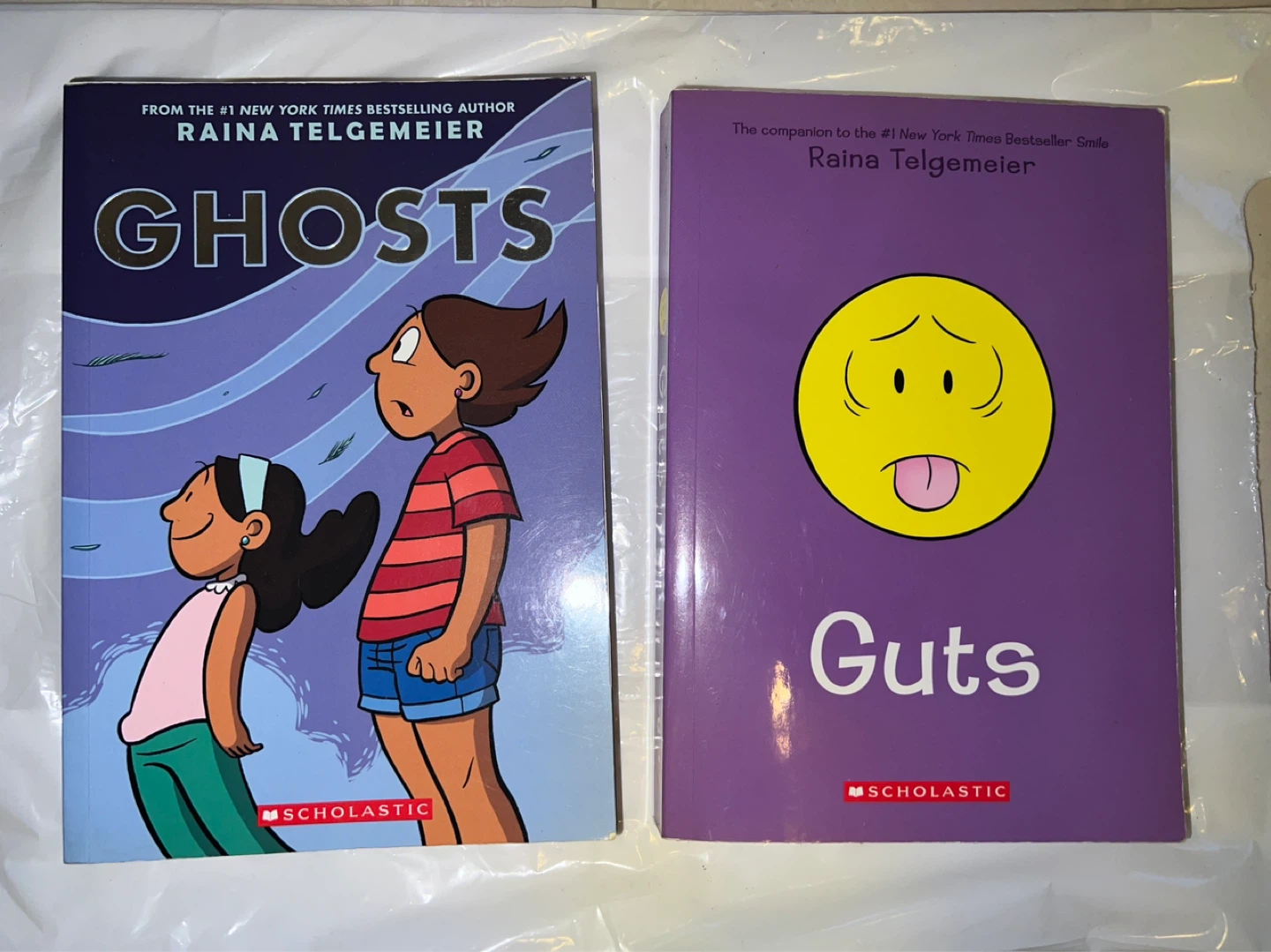 Raina Telgemeier & Gale Galligan Graphic Novels Bundle
