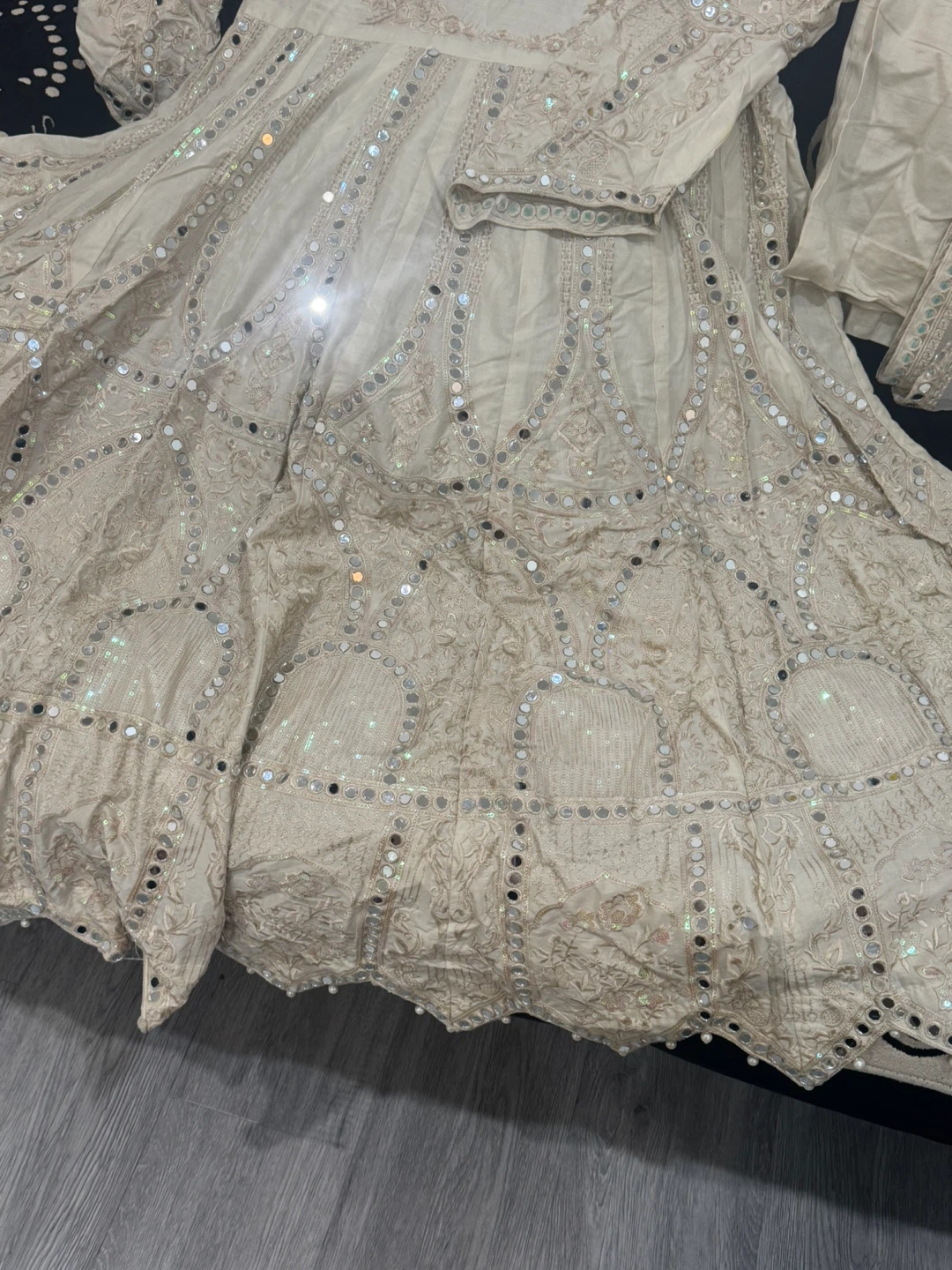 Karma Collection Beige Embroidered - photo 3