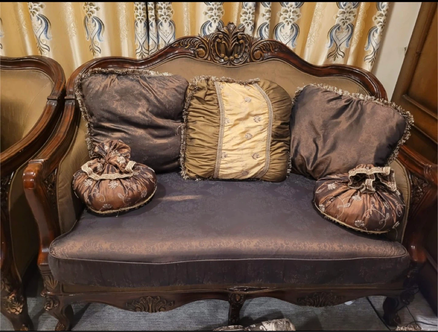 Ornate Accent Chair with Pillows - photo 3