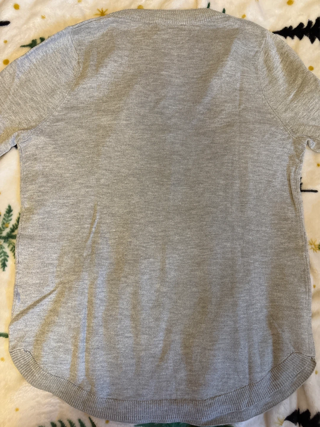 Essentials V-Neck Grey Sweater - size small - photo 4