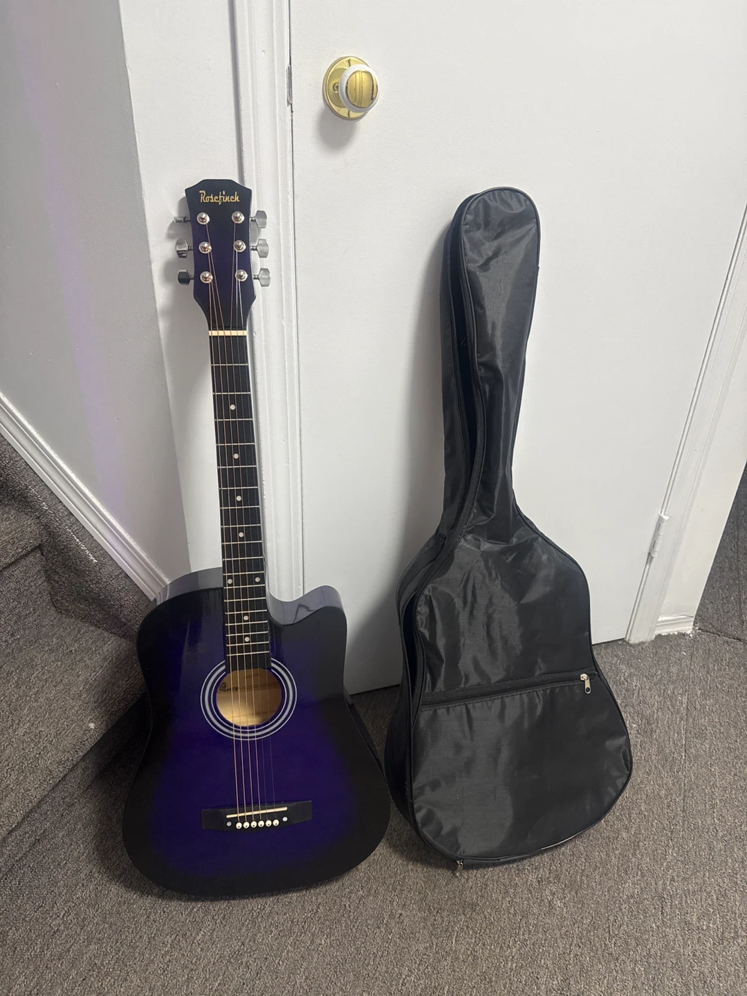 Acoustic Guitar - photo 2