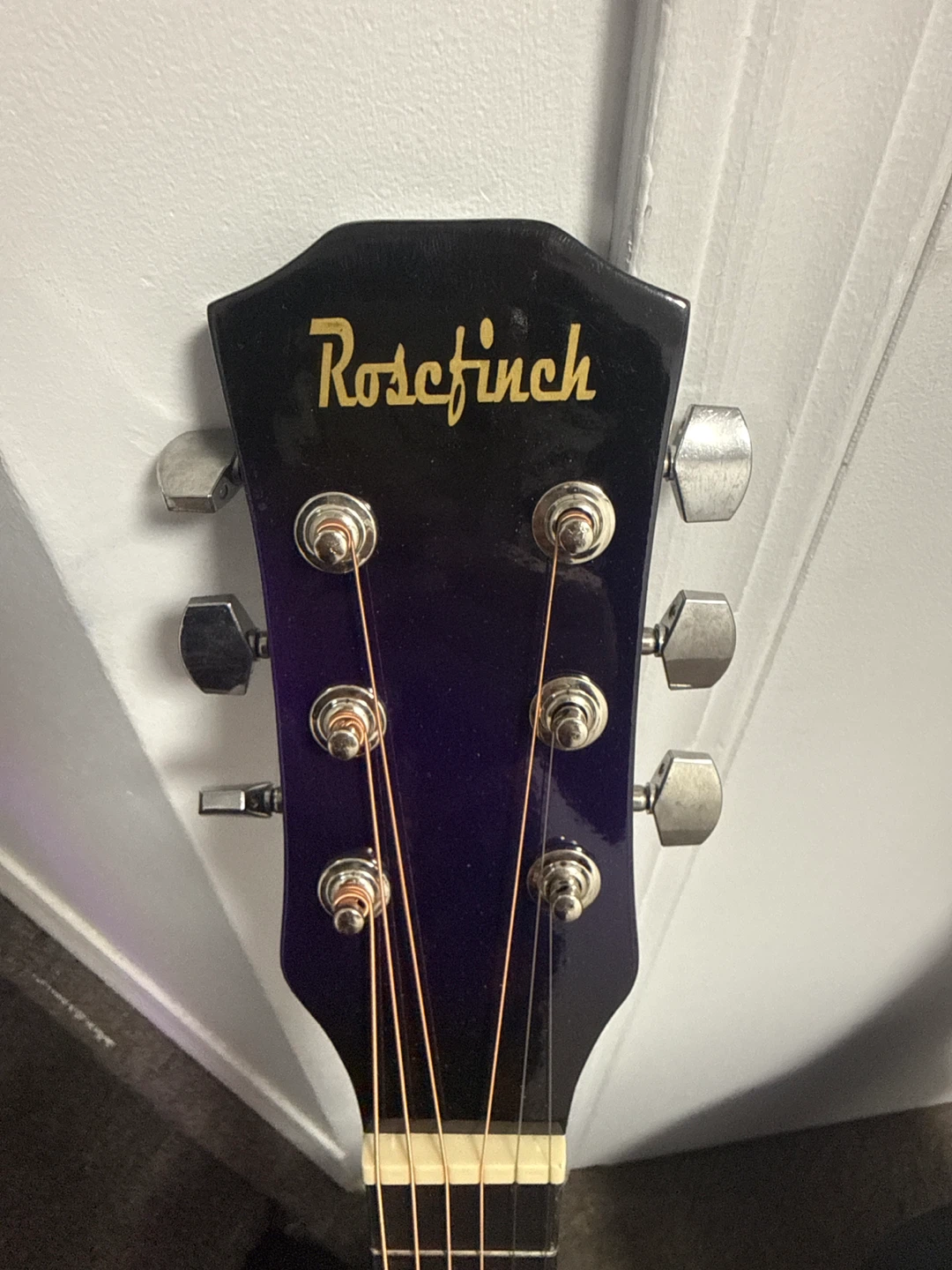 Acoustic Guitar - photo 3