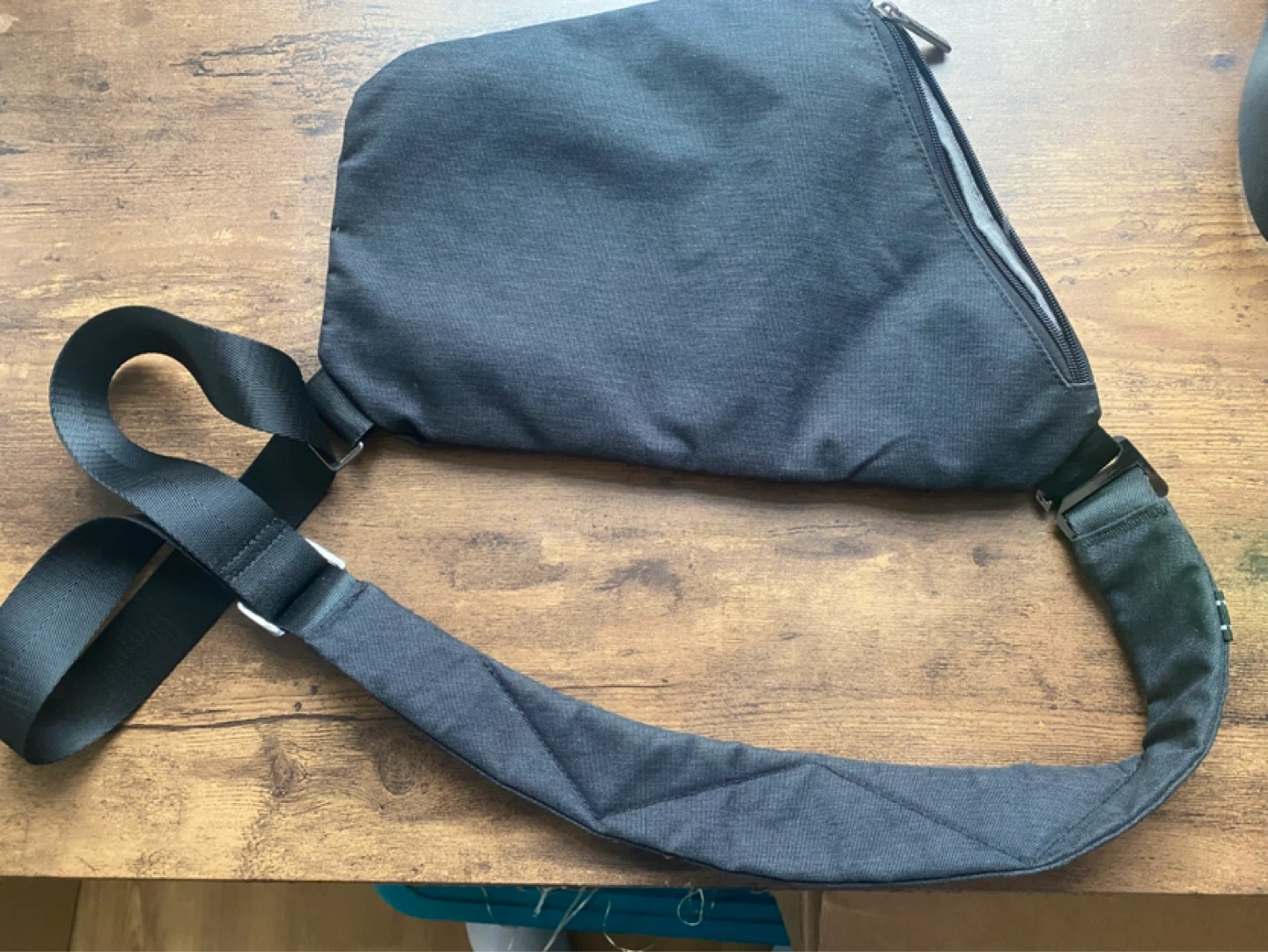 OZUKO Black Anti-theft Sling Bag - photo 4