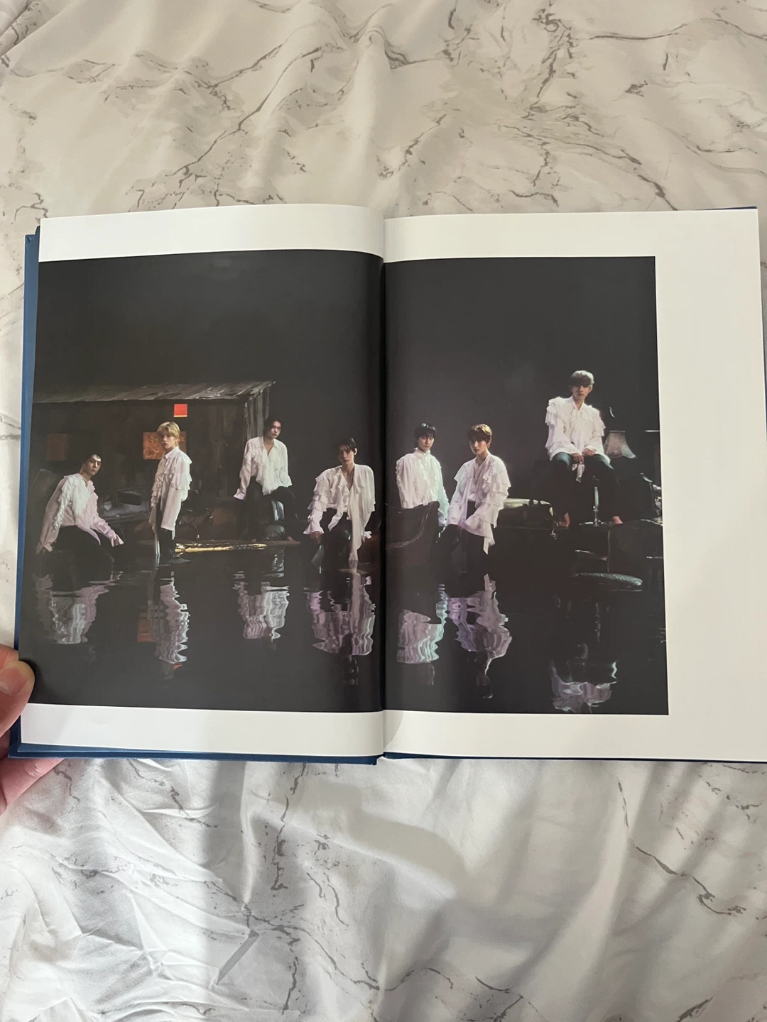 OT7 ENHYPEN DARK BLOOD Album - photo 3