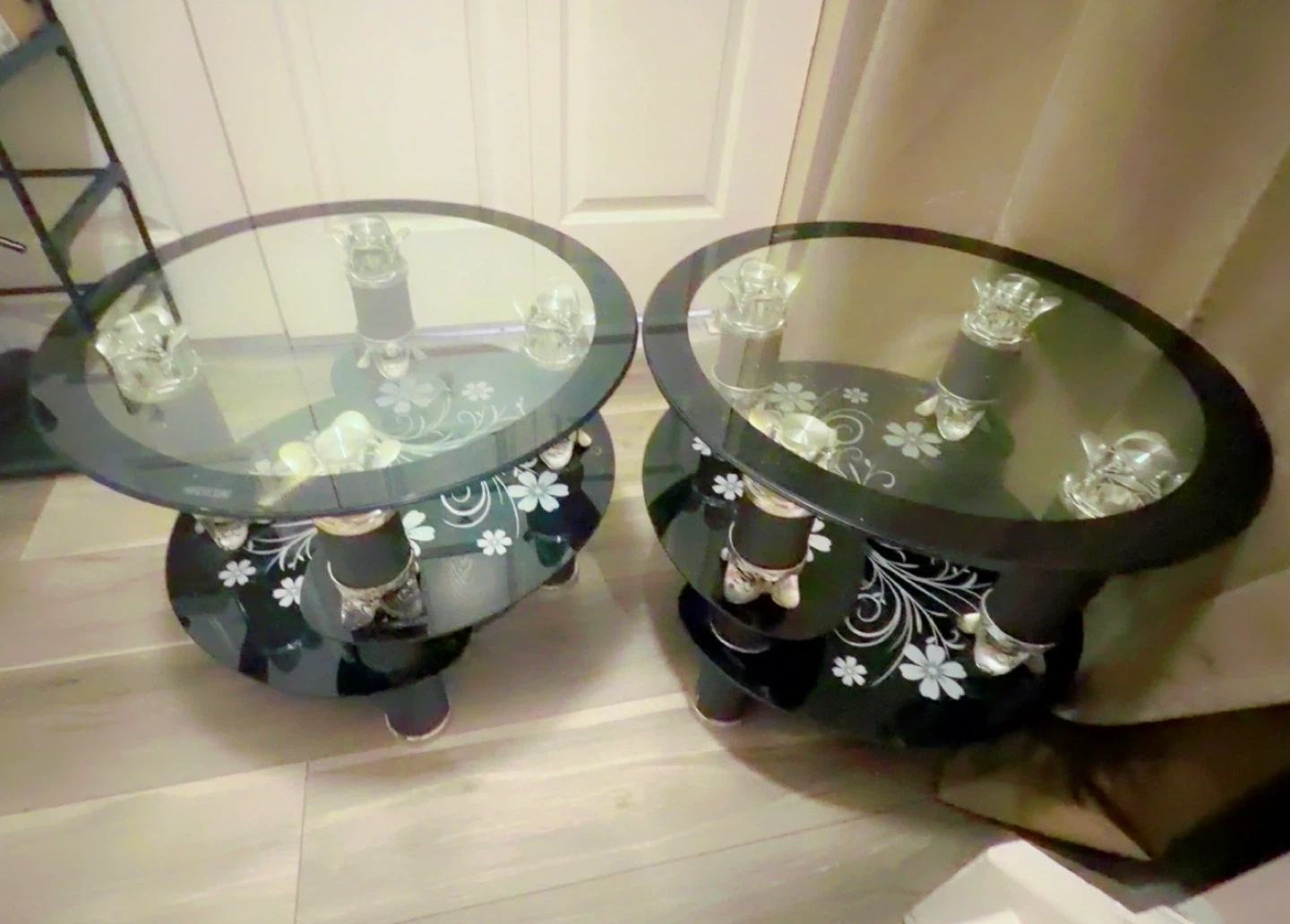 Glass Tables with Floral Design - photo 3