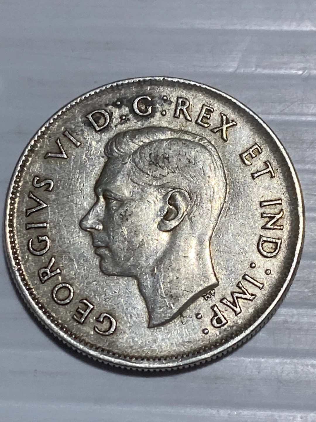 1944 silver Canada 50 Cents Coin - photo 2