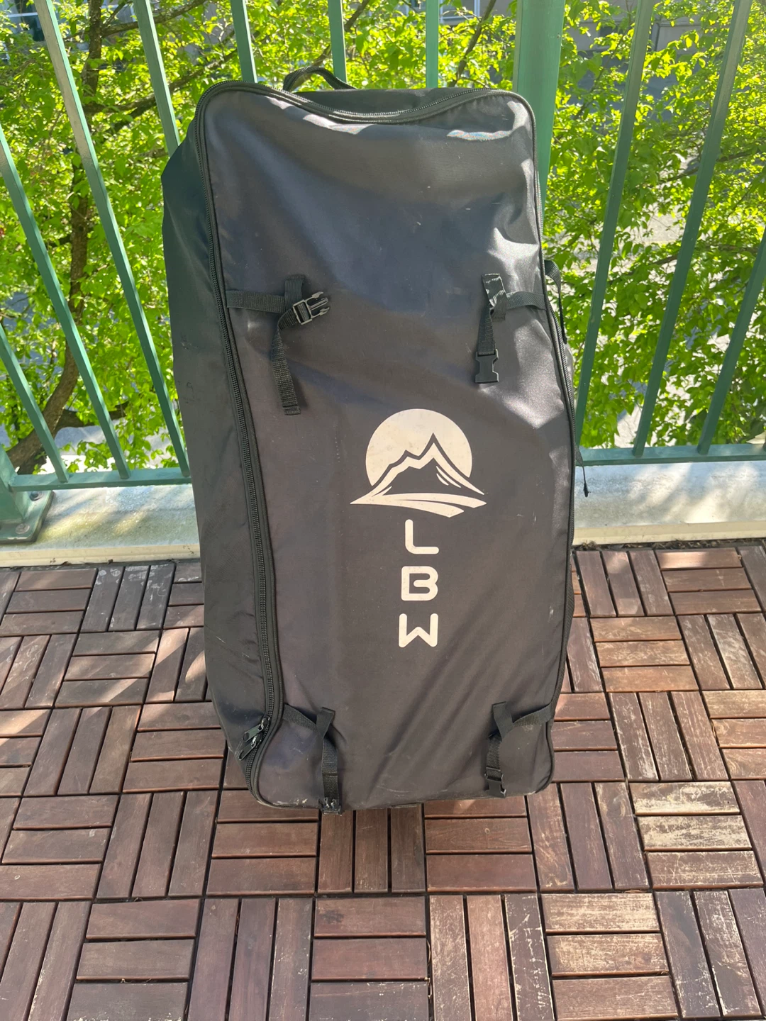 LBW Inflatable Stand-Up Paddleboard (SUP) – Full Kit - photo 2