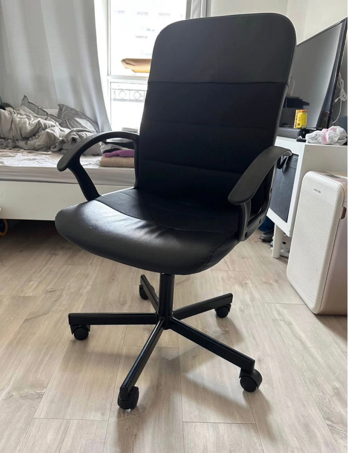 Black Swivel Office Chair