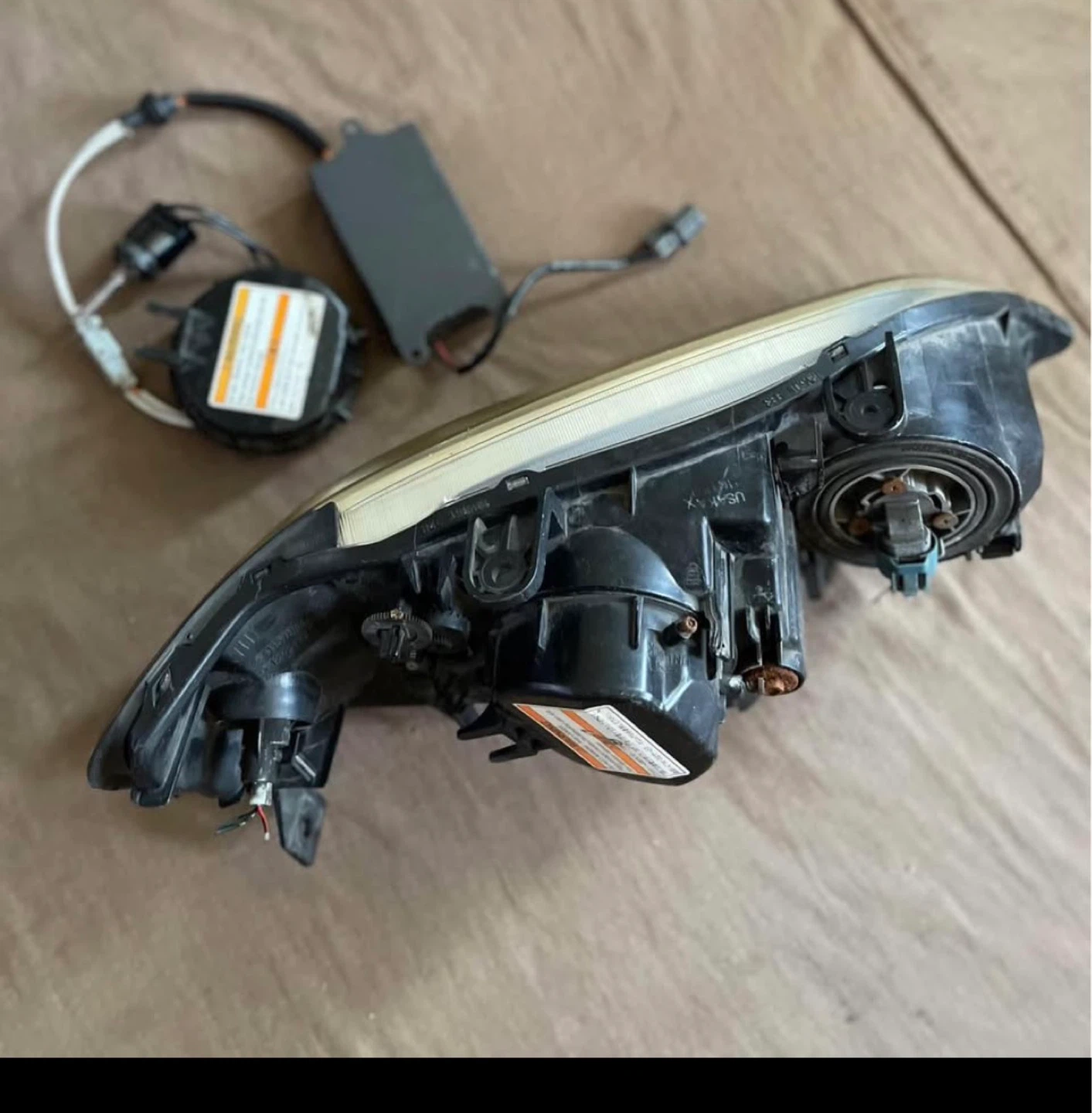 Acura 3.2 TL Front Headlight - photo 3
