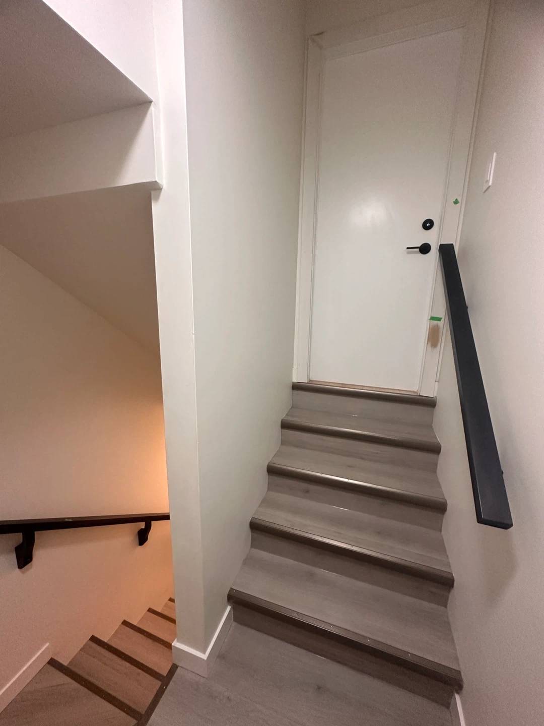 RENT: Legal basement suite: 2br, 1 bathroom - photo 4
