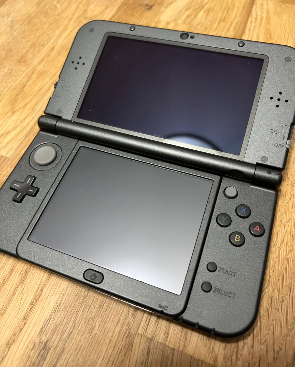 (TRADE) Modded New 3DS XL (with 64gb SD Card) - photo 2